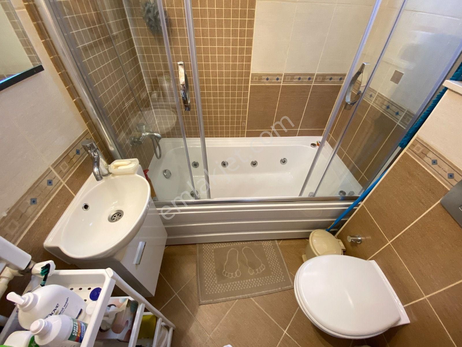 Havuzlu Site İçerisinde Geniş 3+1 - Görsel 12