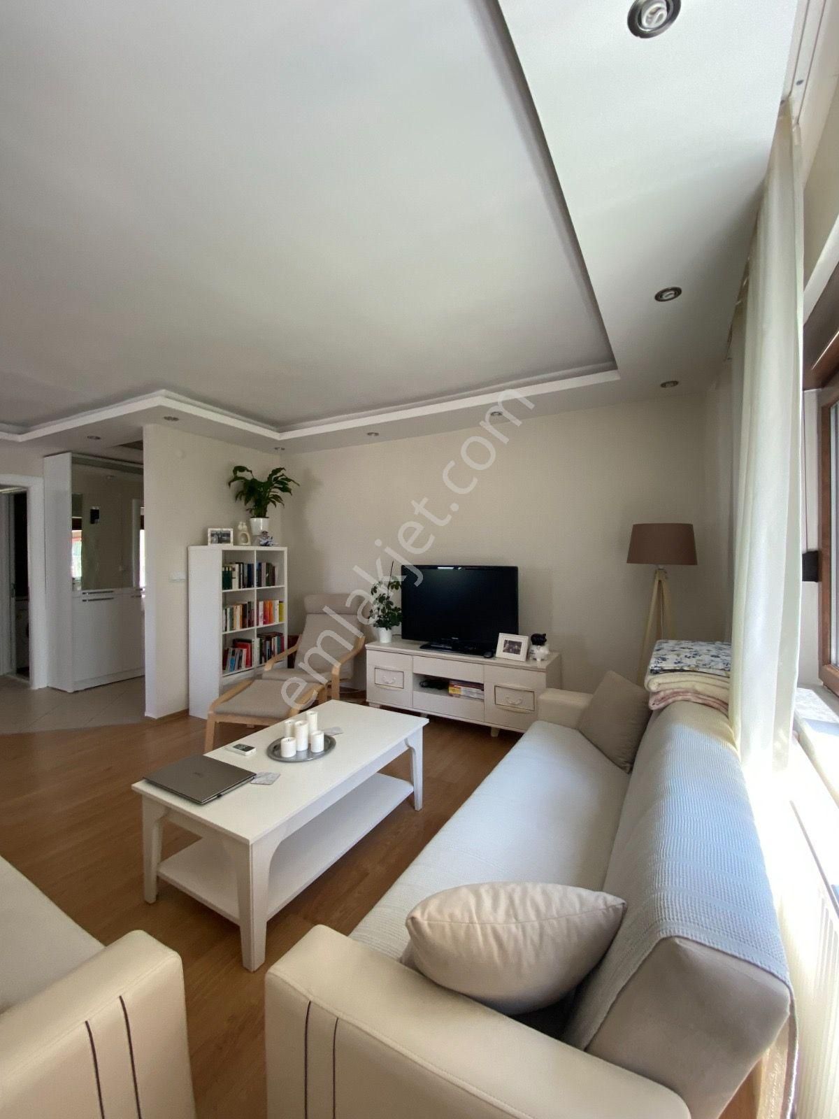 Havuzlu Site İçerisinde Geniş 3+1 - Görsel 3