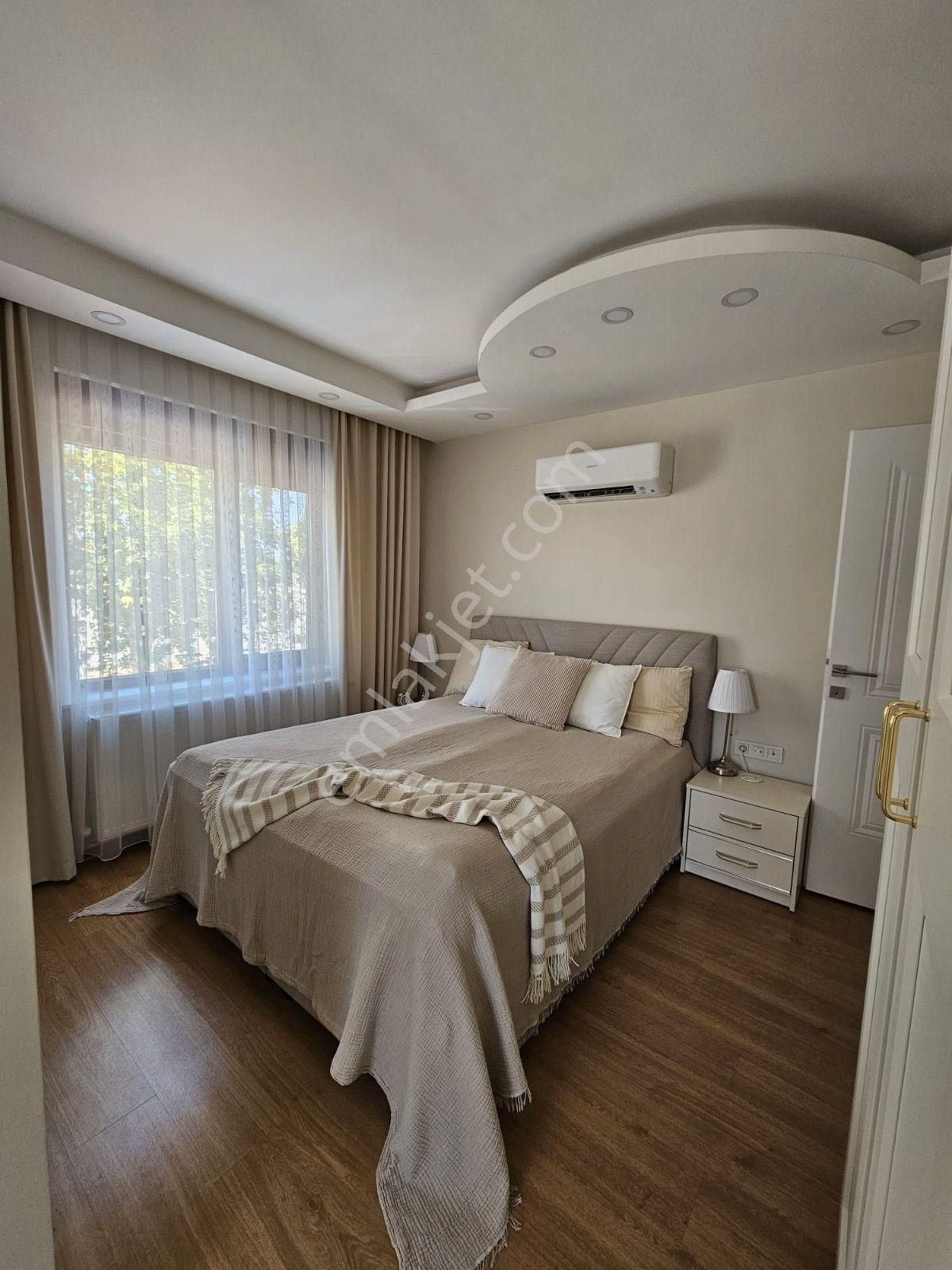 Havuzlu Site İçerisinde Geniş 3+1 - Görsel 8