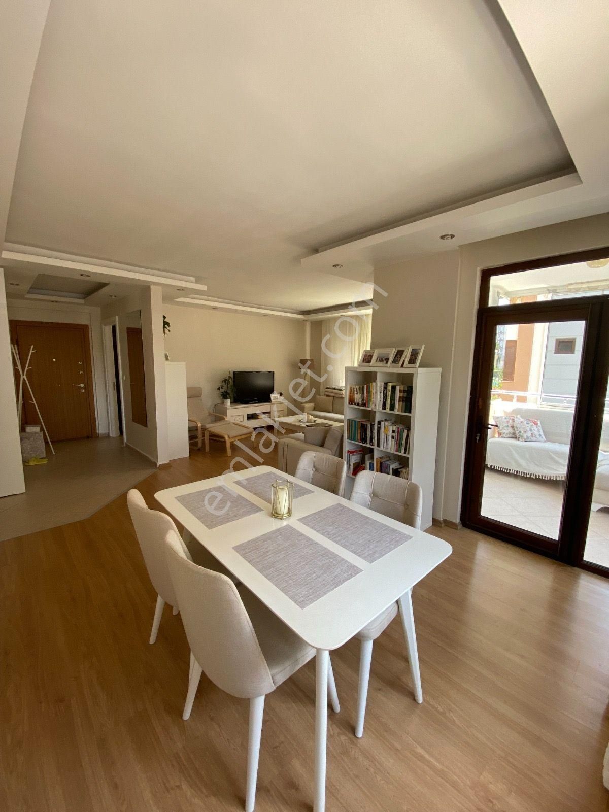 Havuzlu Site İçerisinde Geniş 3+1 - Görsel 13