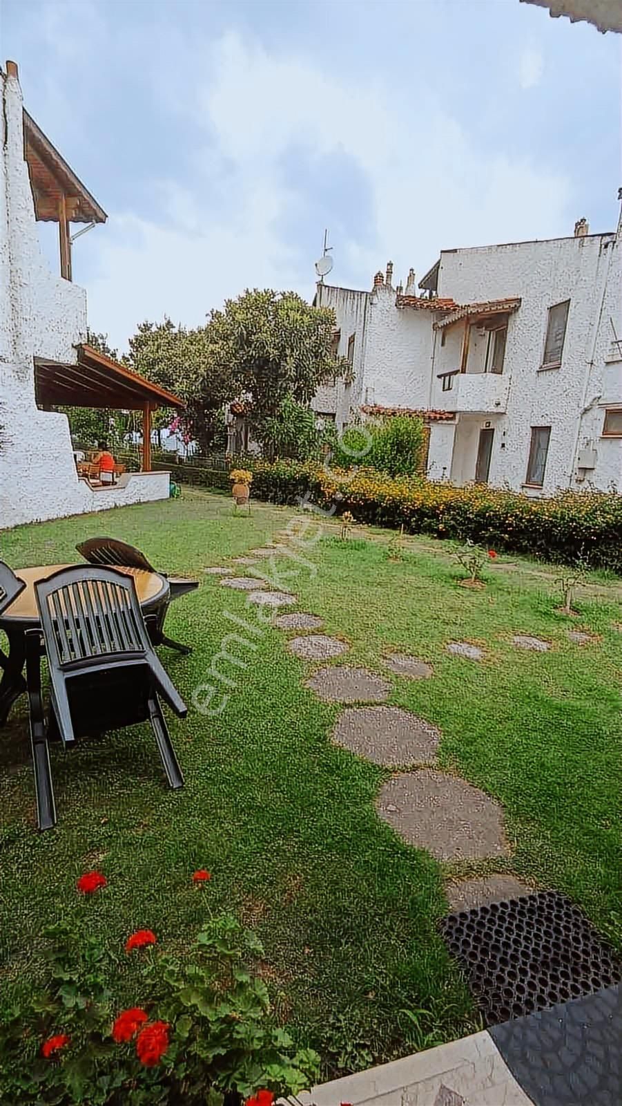 İznikte Göl Manzaralı Sitede 2 Katlı Müstail Ev 4+2 - Görsel 2