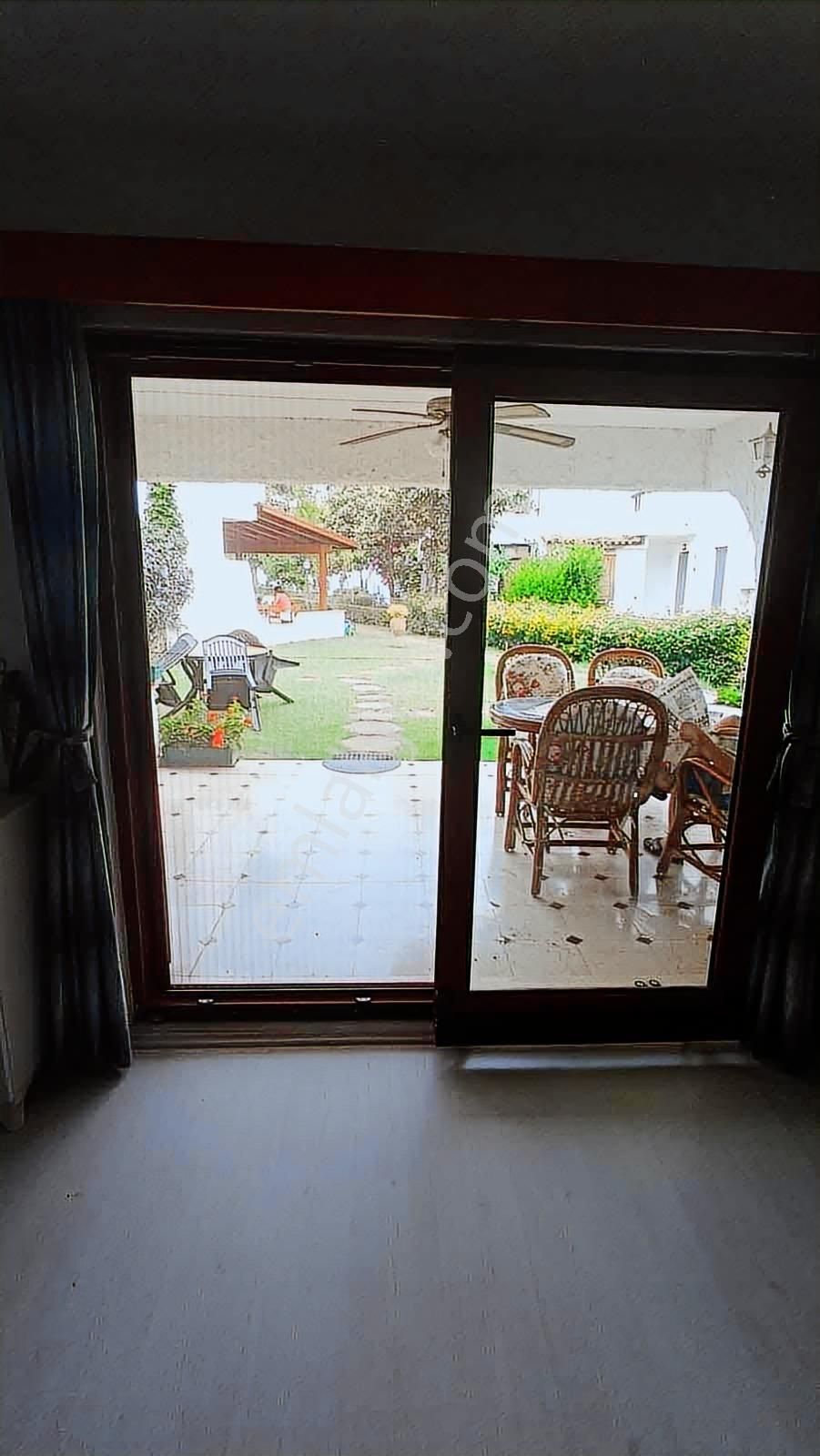 İznikte Göl Manzaralı Sitede 2 Katlı Müstail Ev 4+2 - Görsel 30