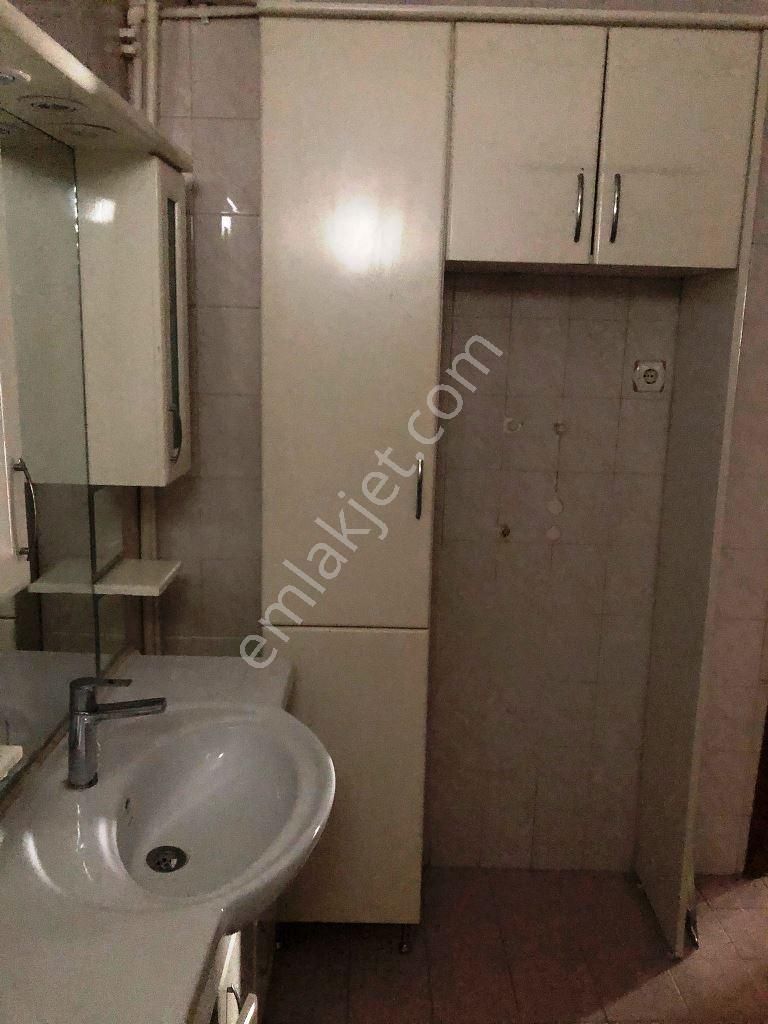 Bakırköy Osmaniye De Yeşilsu Sokak Ta 1.kat 135m2 3+1 Balkonlu - Görsel 8