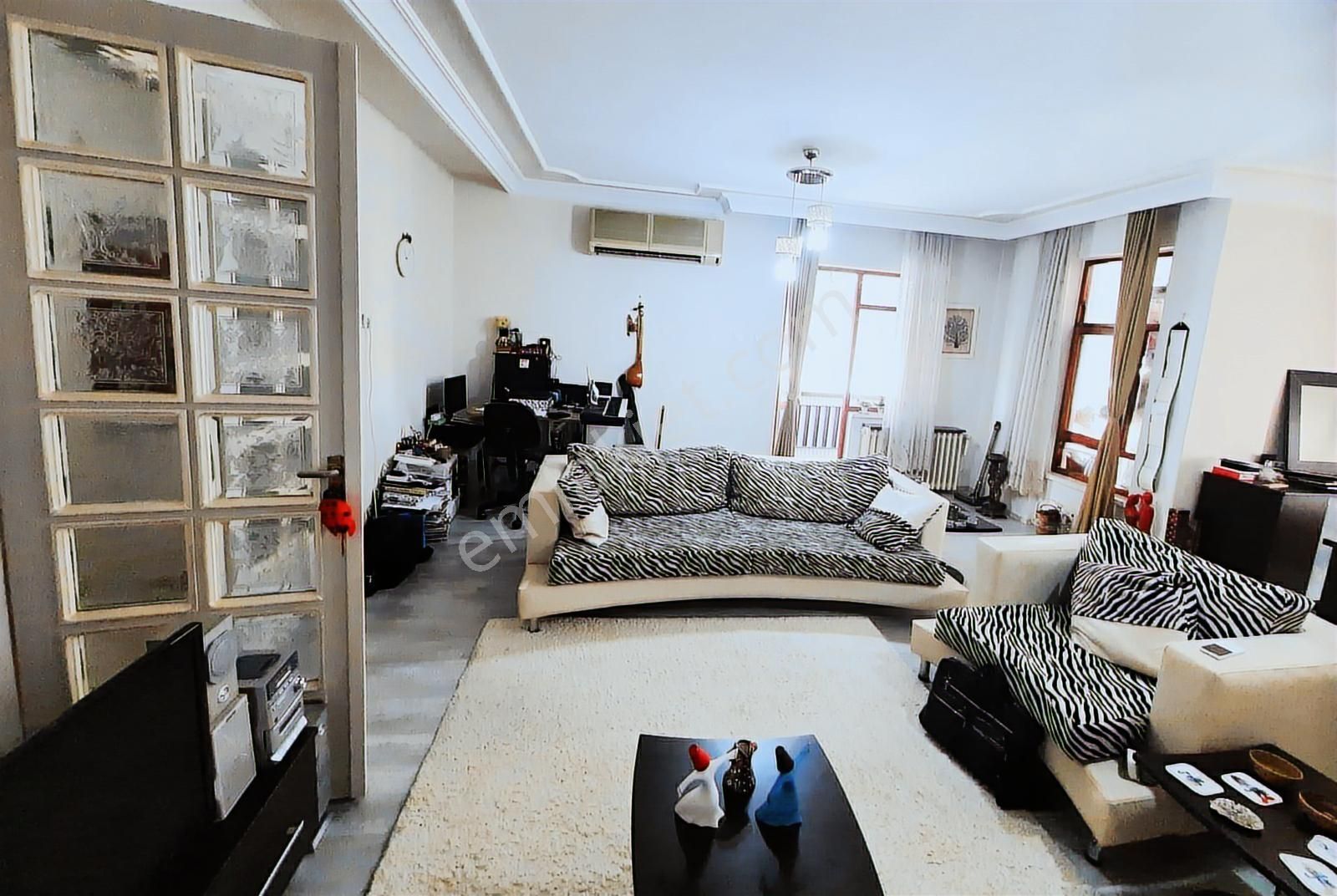 Bahçelievler Mahallesi 160 M2 3+1 Satılık Daire - Görsel 3