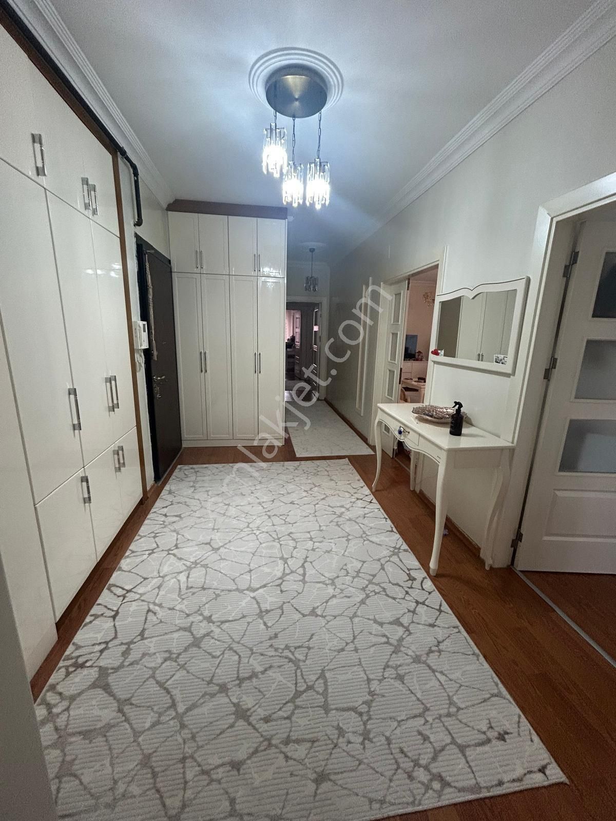 Sahibinden Güvenevlerde Satlık Ev - Görsel 2