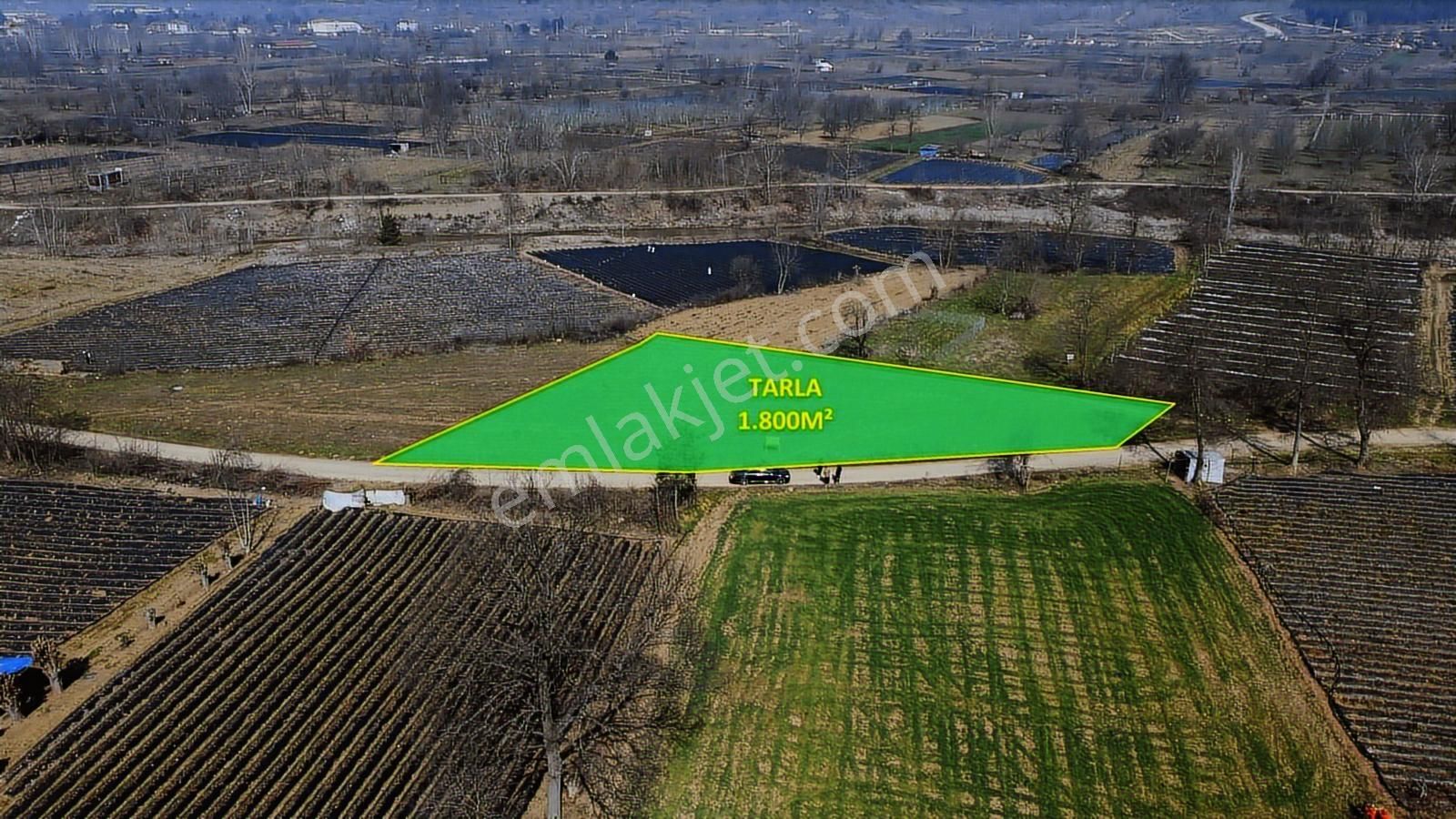 Ulucan'dan İnegöl Kurşunluda Resmi Yola Cephe Satılık Tarla