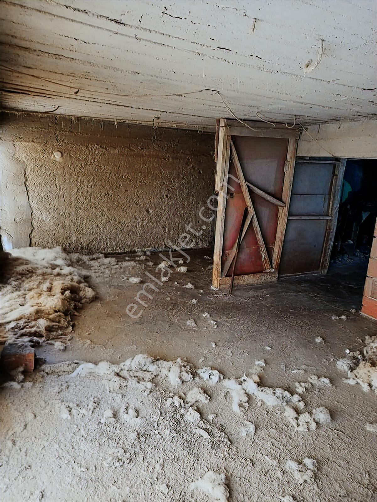 Tenekeciler Çarşısında Ticari+konut İmarlı Satılık Arsa - Görsel 12
