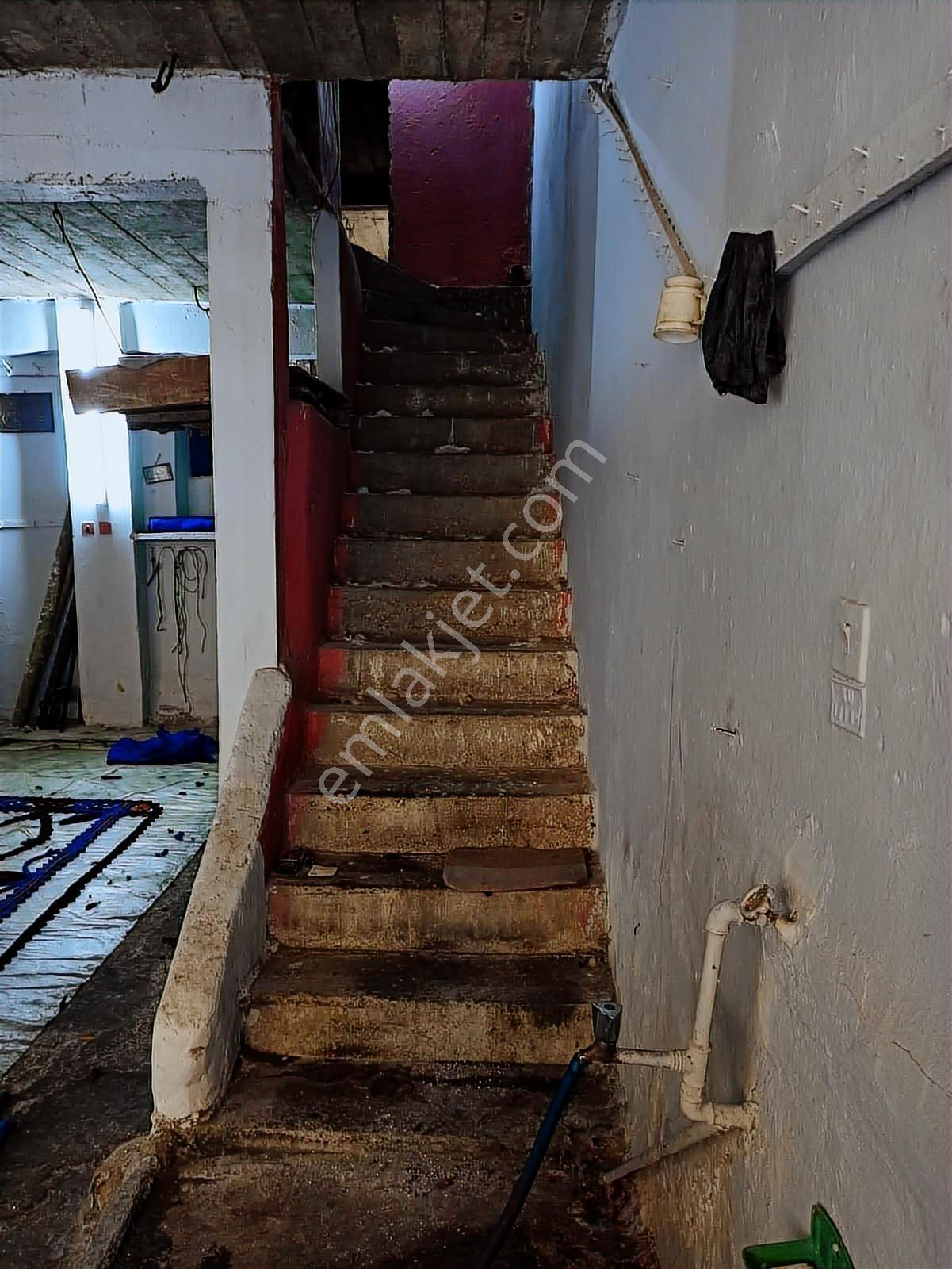 Tenekeciler Çarşısında Ticari+konut İmarlı Satılık Arsa - Görsel 14