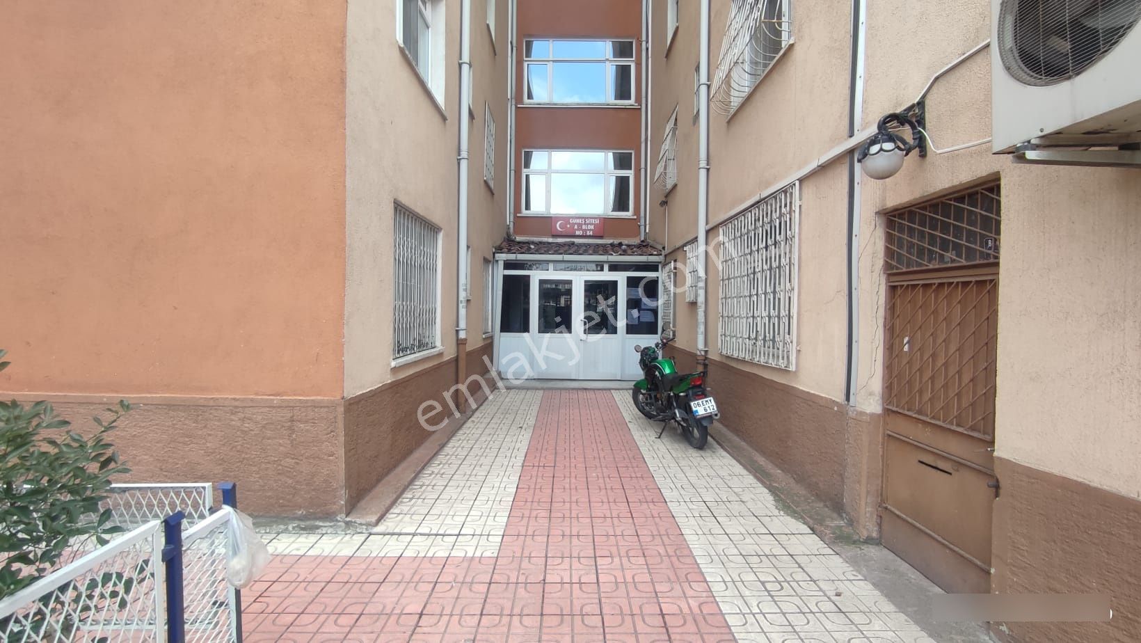 Zübeyde Hanım Mah. Turgut Özal Bul. Kiralık 2+1 Daire - Görsel 3