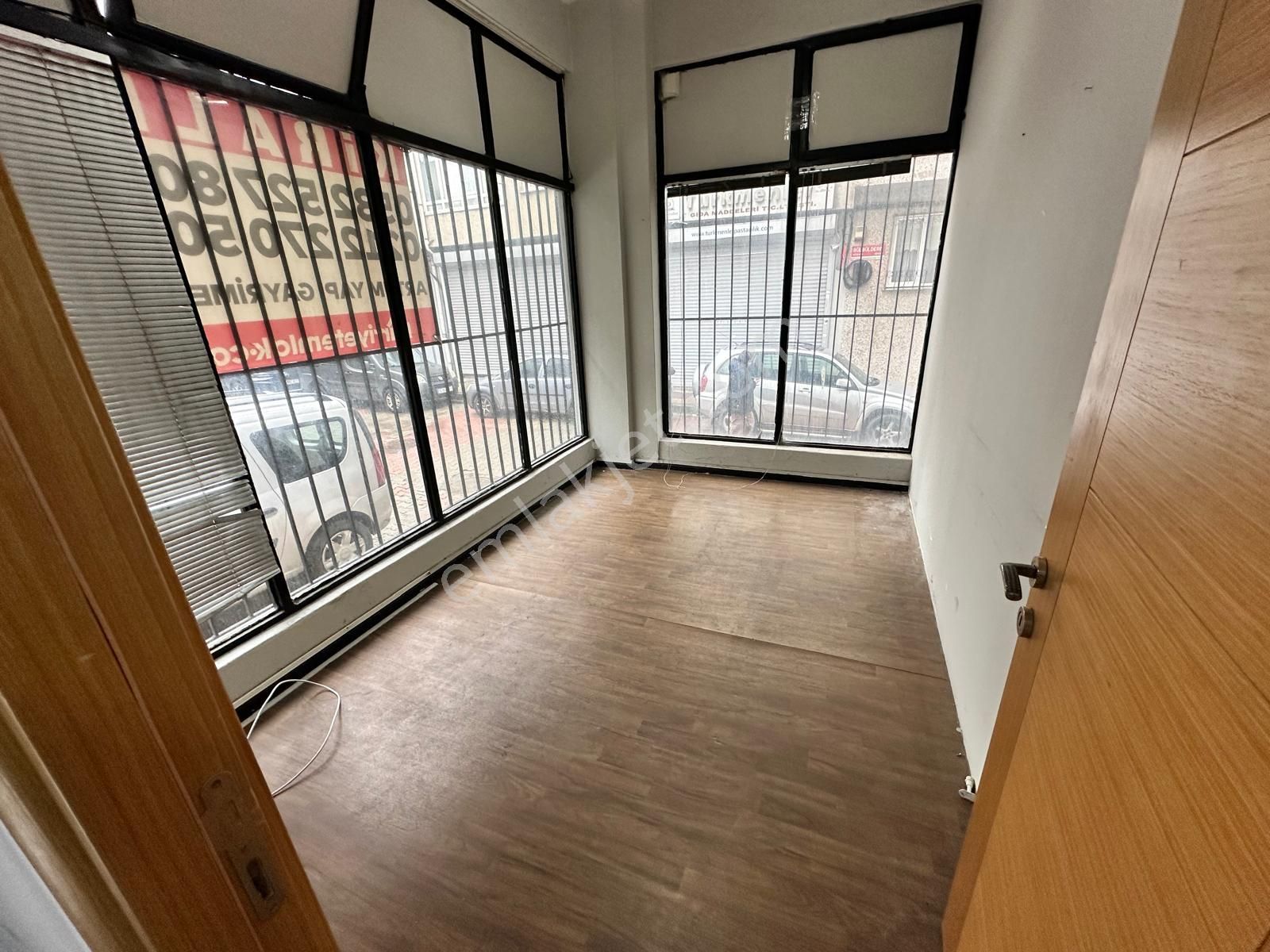 4.levent Metroya 2 Dakika, Kiralık Dükkan Artum'dan - Görsel 3