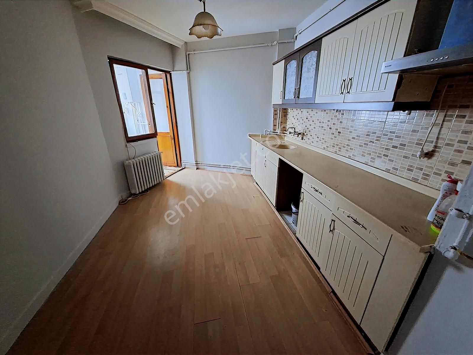 Ahiler Emlaktan Satılık Geniş Merkezde Oturmalık Ve Yatırımlık - Görsel 16