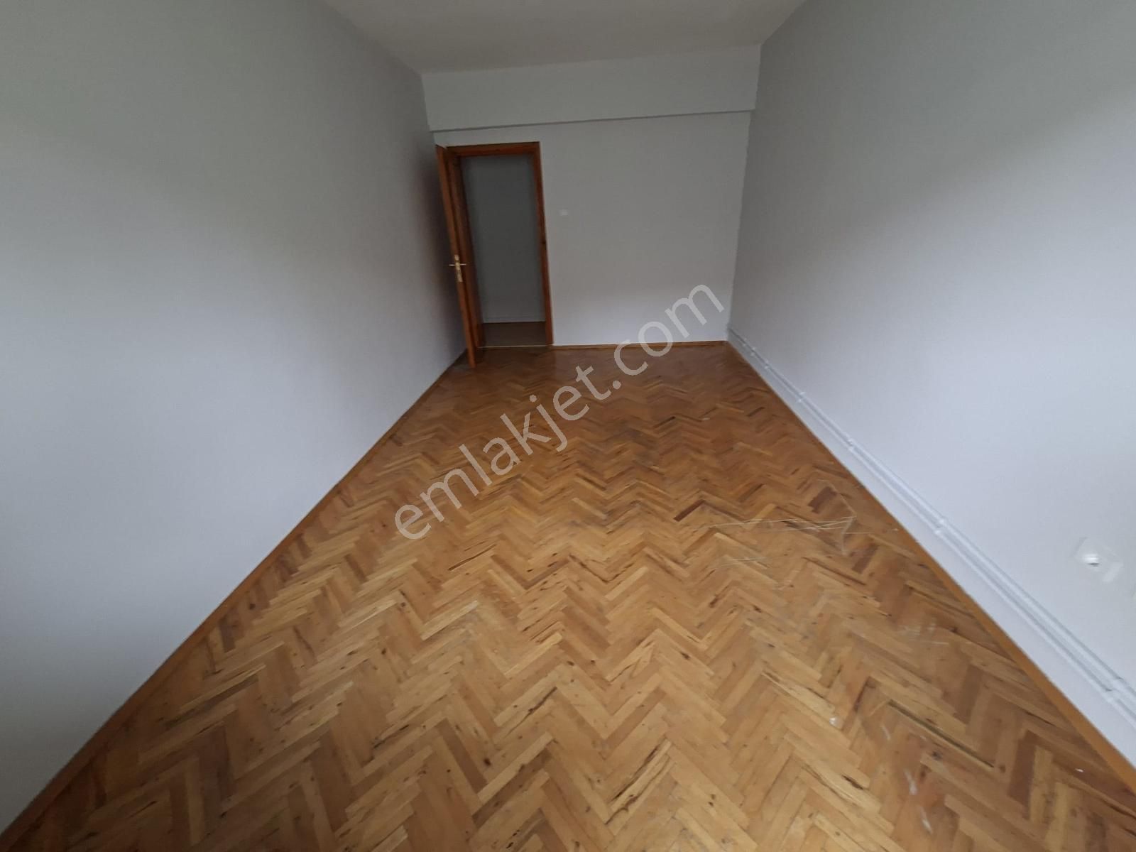 Ahiler Emlaktan Satılık Geniş Merkezde Oturmalık Ve Yatırımlık - Görsel 17