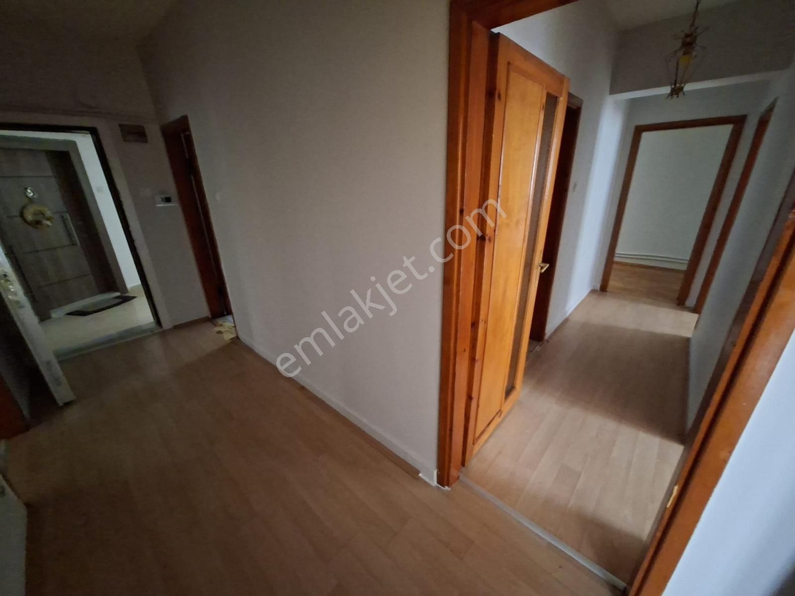 Ahiler Emlaktan Satılık Geniş Merkezde Oturmalık Ve Yatırımlık - Görsel 20