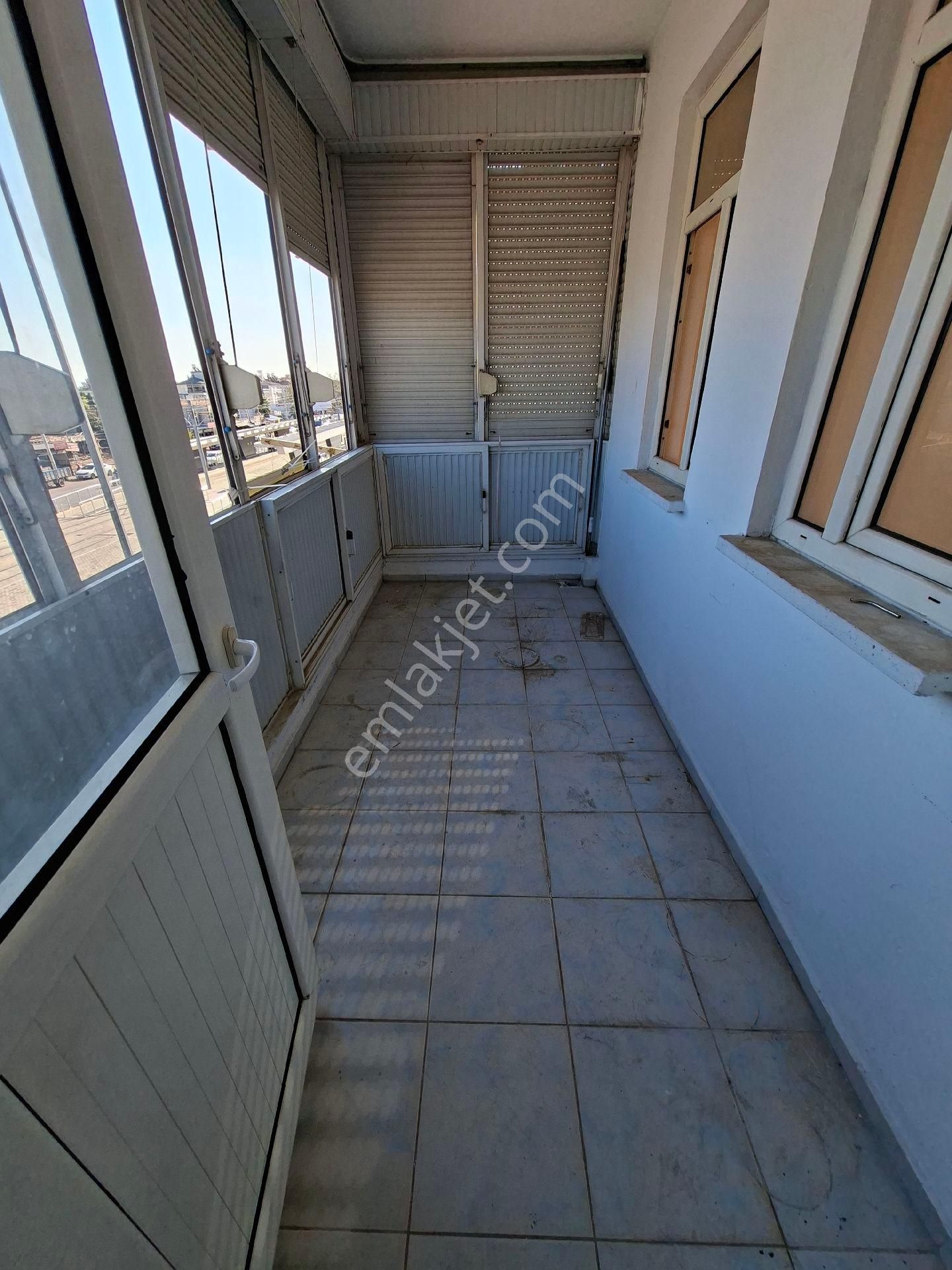 Satılık Gündoğdu Mh Carfursa Kavşağında 2+1 Daire 2 Kat 90 M2 Yol Cephe Ofis Olarakta Kullan - Görsel 10