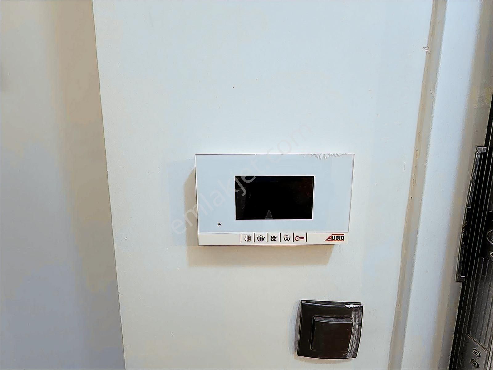 Alaçatı'dan İncek'te Otobüs Bulvar Market Sağlık Ocağı Yakını1+1 - Görsel 4