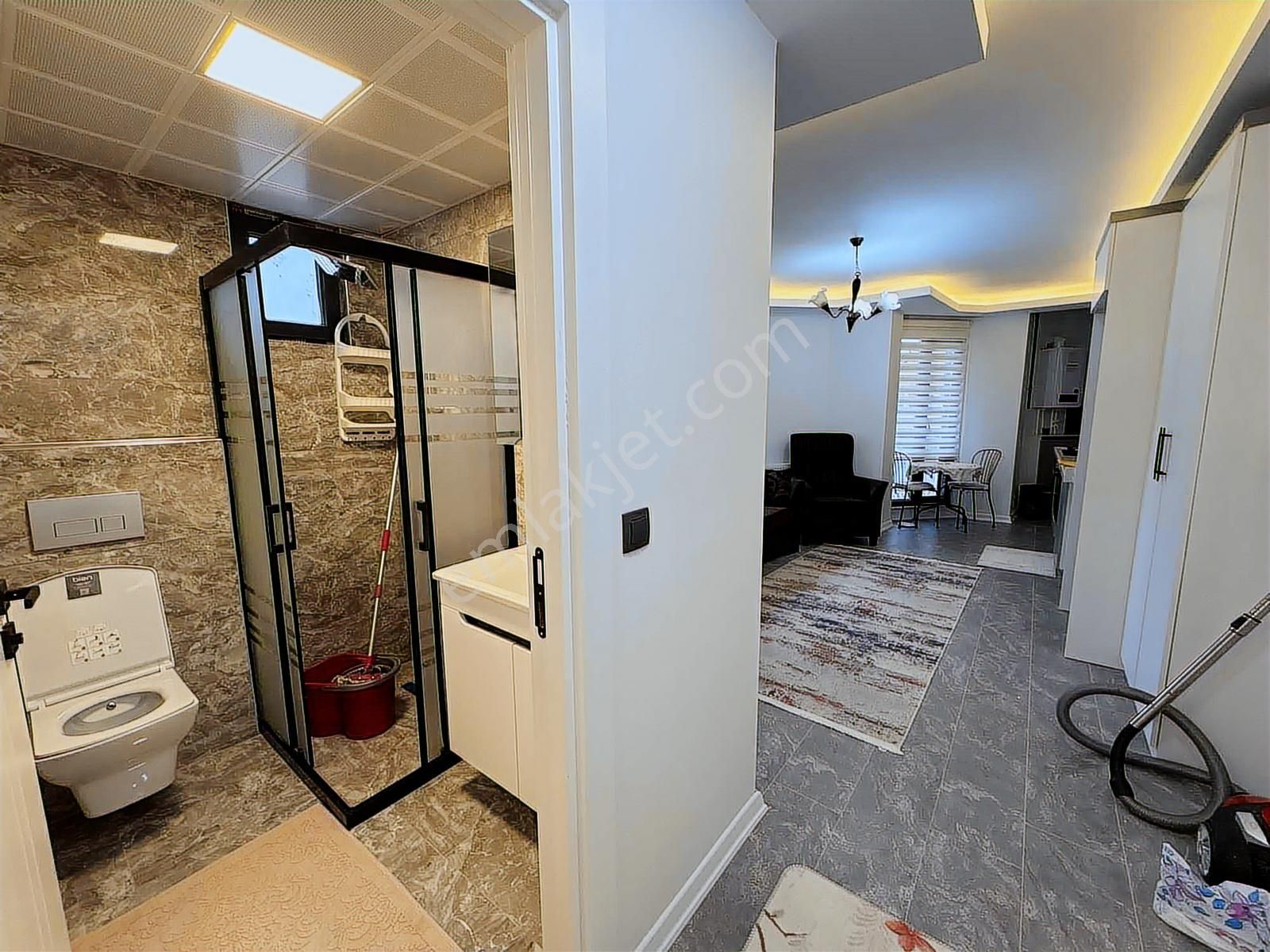 Alaçatı'dan İncek'te Otobüs Bulvar Market Sağlık Ocağı Yakını1+1 - Görsel 32