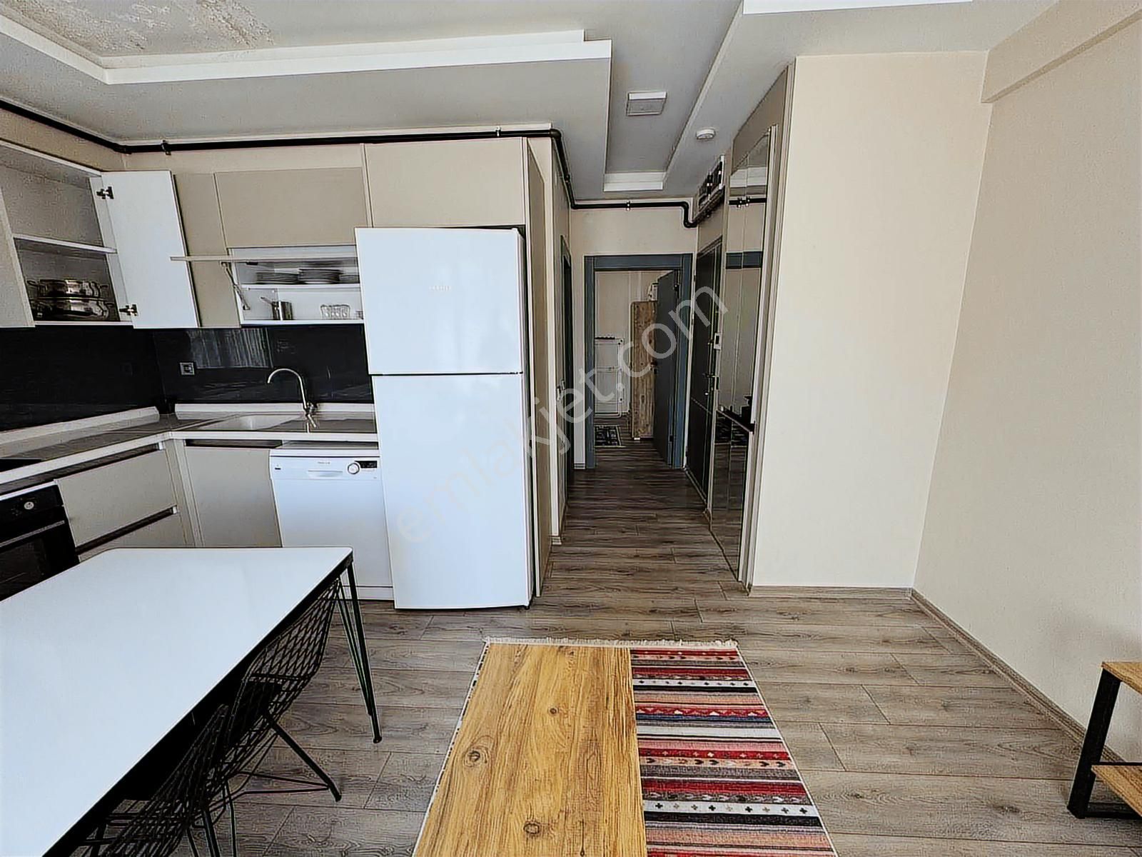 Alaçatıdan İncekte/2.katta/g.cephe/ful Eşyalı/1+1 - Görsel 4