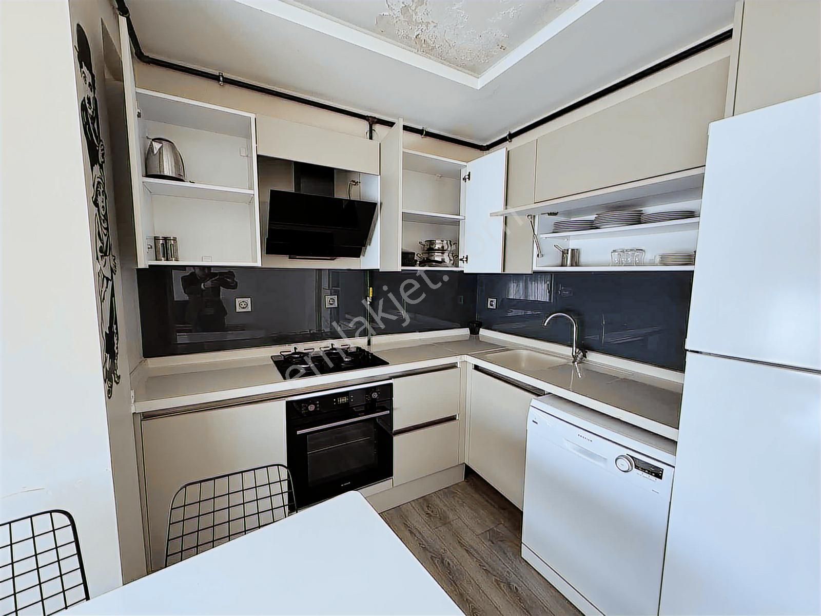 Alaçatıdan İncekte/2.katta/g.cephe/ful Eşyalı/1+1 - Görsel 15