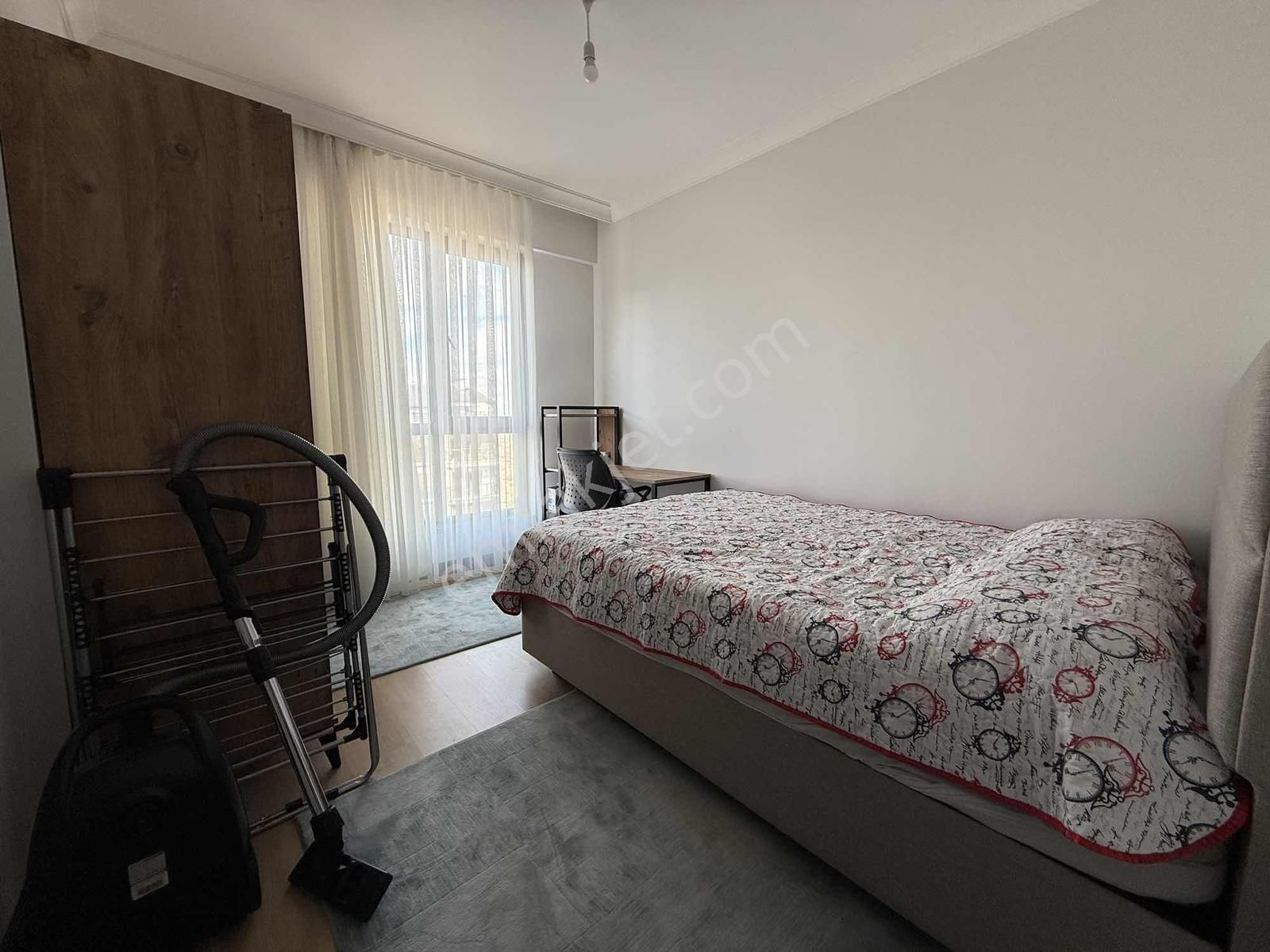 Alaçatı'dan/ara Kat/fiber Altyapı/yerden Isıtma/sıfır Eşyalı 1+1 - Görsel 22