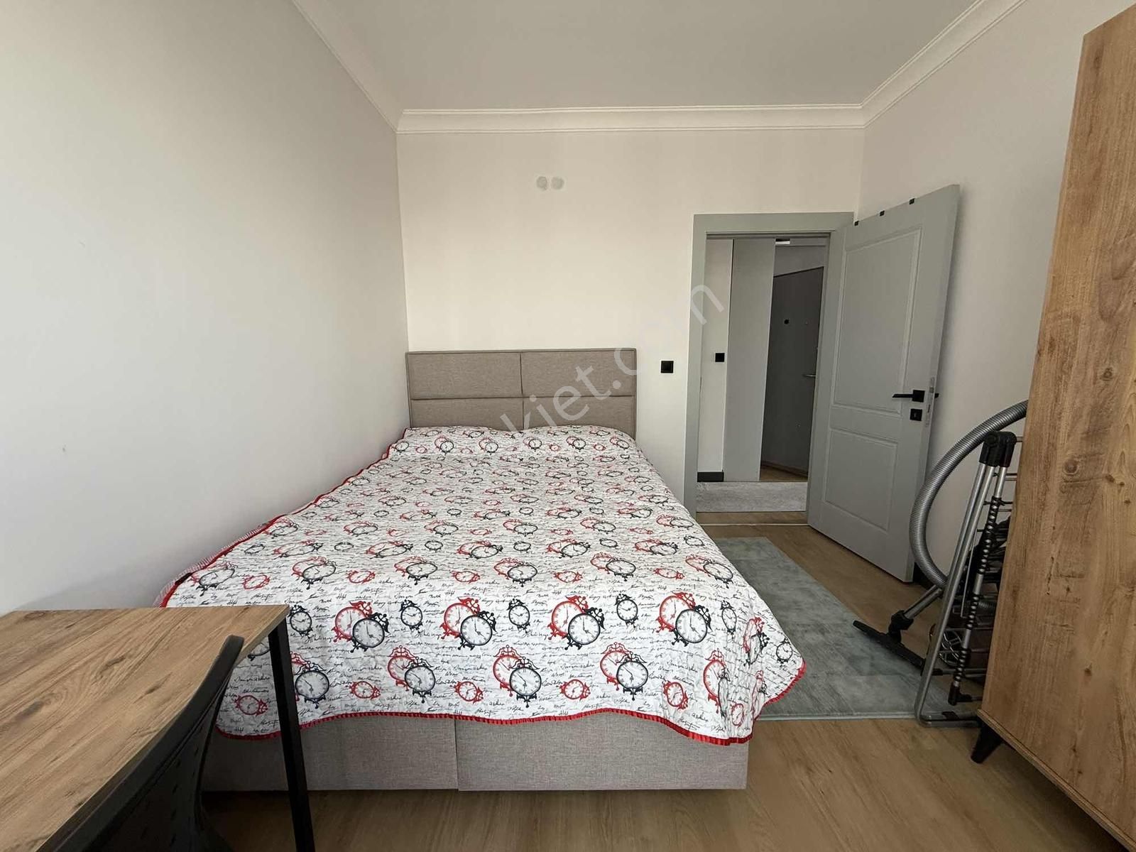 Alaçatı'dan/ara Kat/fiber Altyapı/yerden Isıtma/sıfır Eşyalı 1+1 - Görsel 18