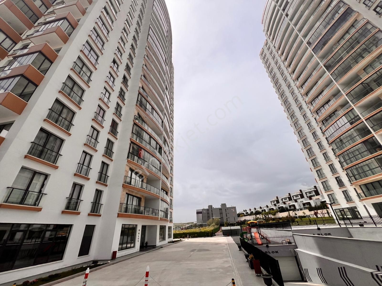 Arte 168 Güvenlikli Sitede Satılık 4+1 Daire - Görsel 10