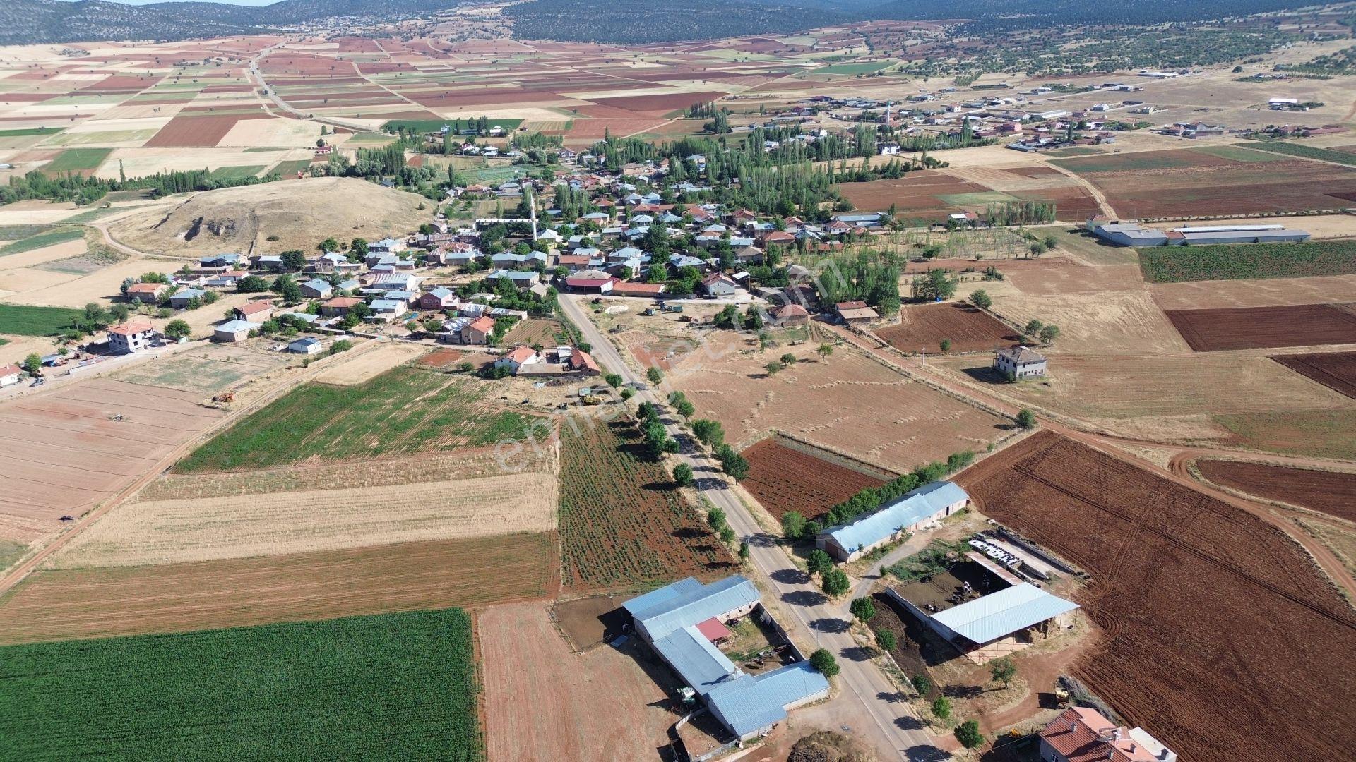 Konya / Akören / Karahüyük Mahallesinde 552 M² Müstakil Tapulu Konut İmarlı Arsa - Görsel 3