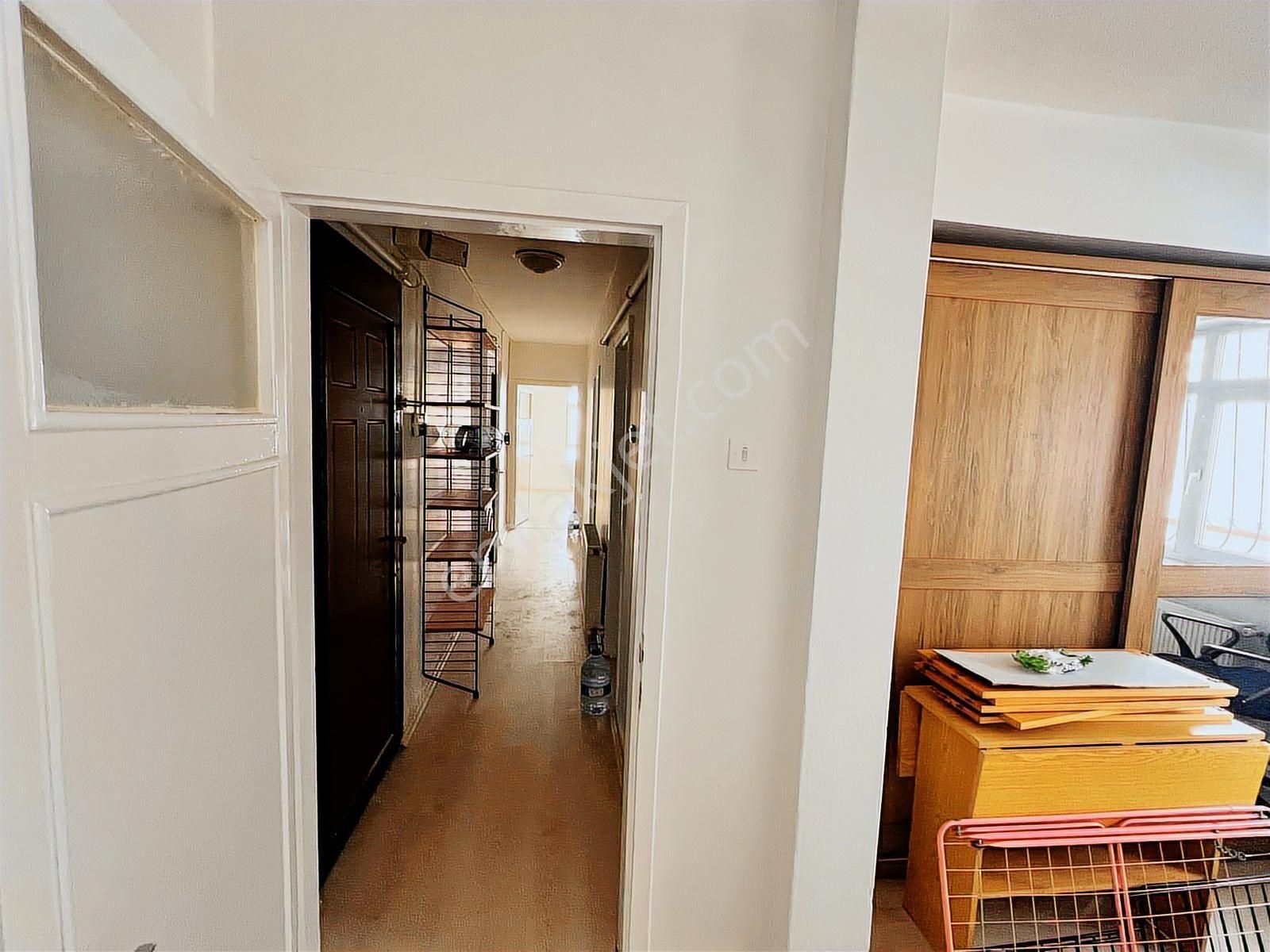 İncirli'de Eşyalı 2+1 Kiralık Daire - Görsel 7