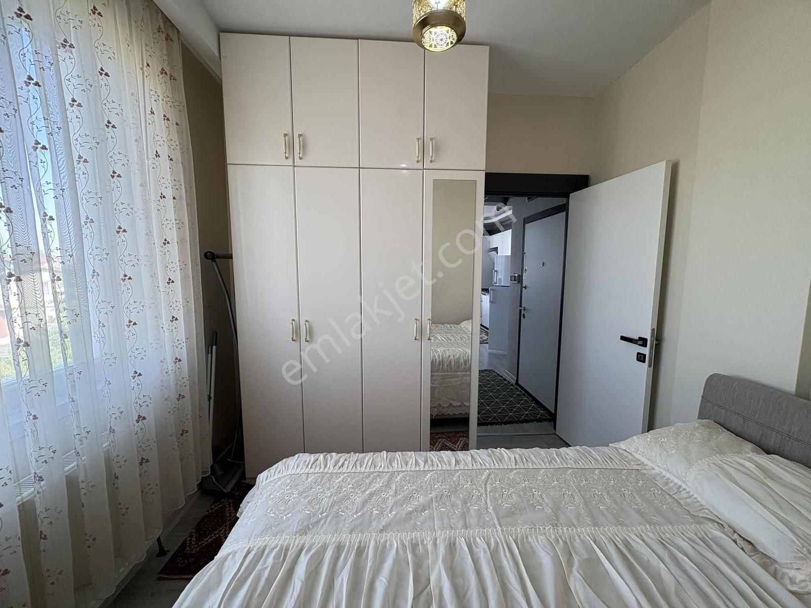 Alaçatı'dan İncek'te Ara Kat Sağlık Ocağı Bulvar Market Yanı 1+1 - Görsel 31