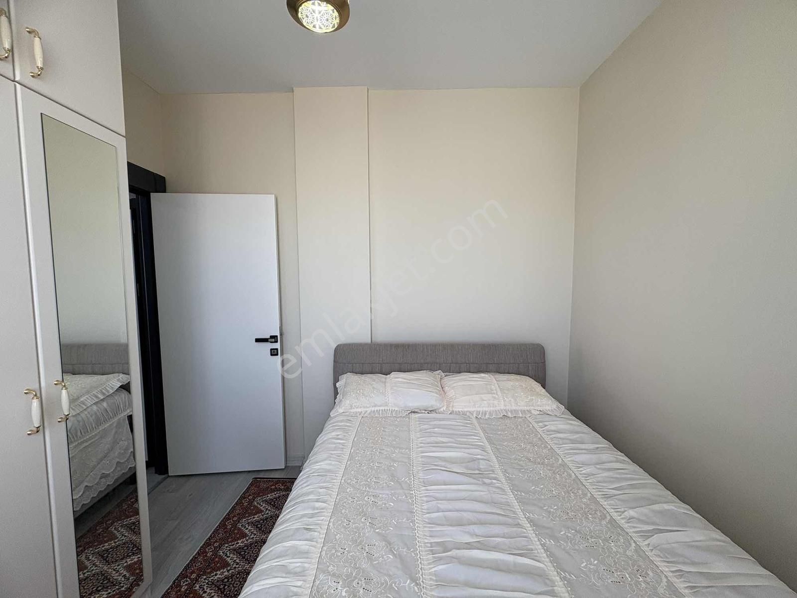 Alaçatı'dan İncek'te Ara Kat Sağlık Ocağı Bulvar Market Yanı 1+1 - Görsel 32