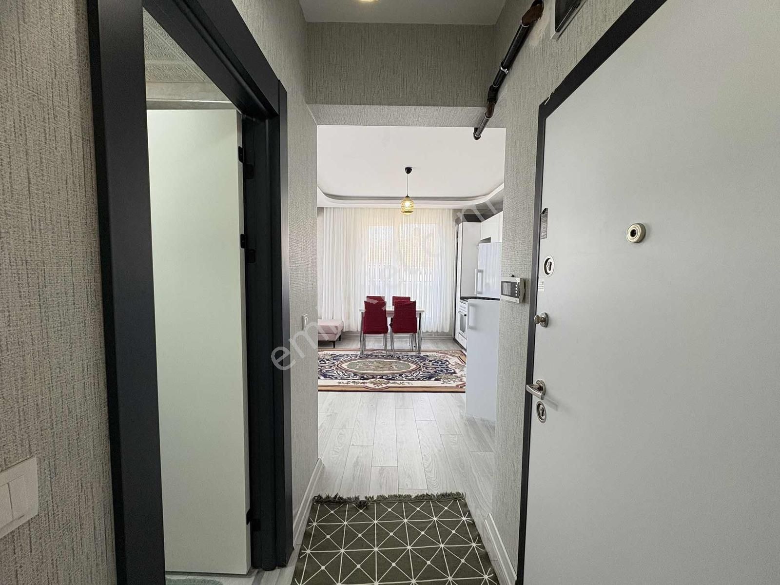 Alaçatı'dan İncek'te Ara Kat Sağlık Ocağı Bulvar Market Yanı 1+1 - Görsel 30