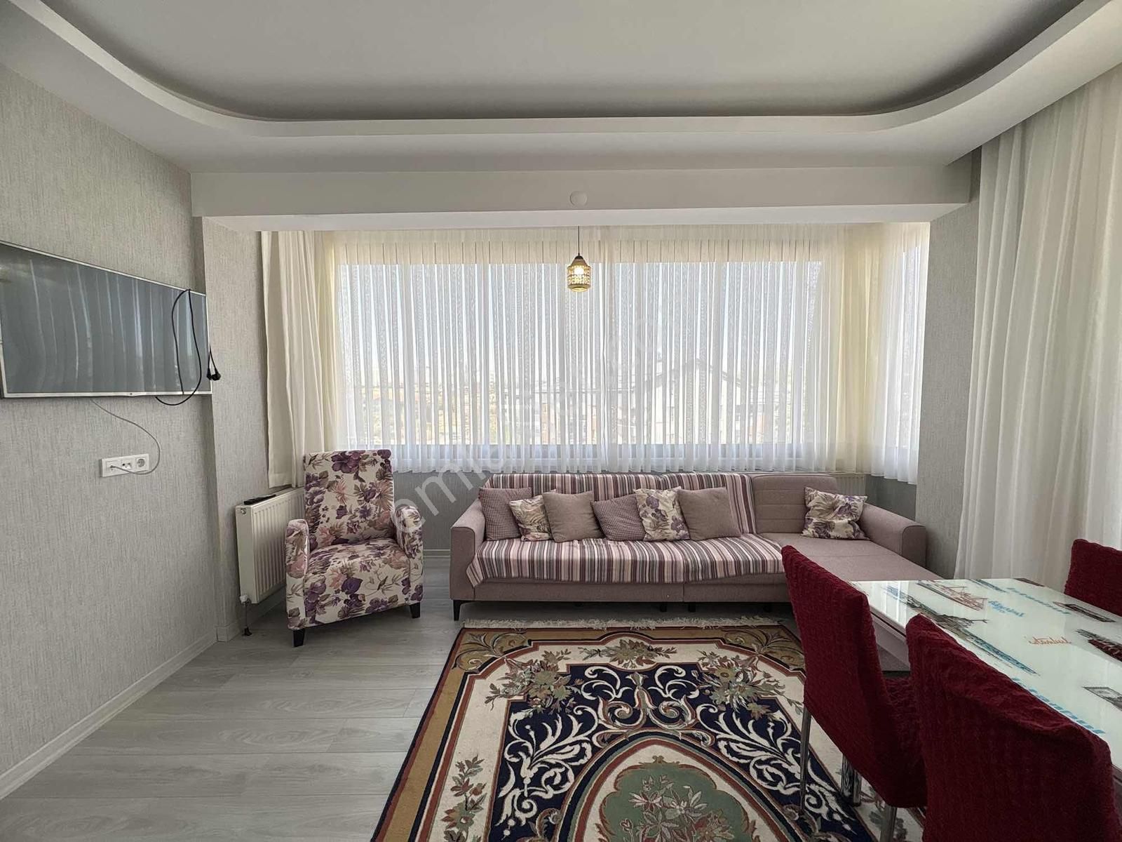 Alaçatı'dan İncek'te Ara Kat Sağlık Ocağı Bulvar Market Yanı 1+1 - Görsel 28