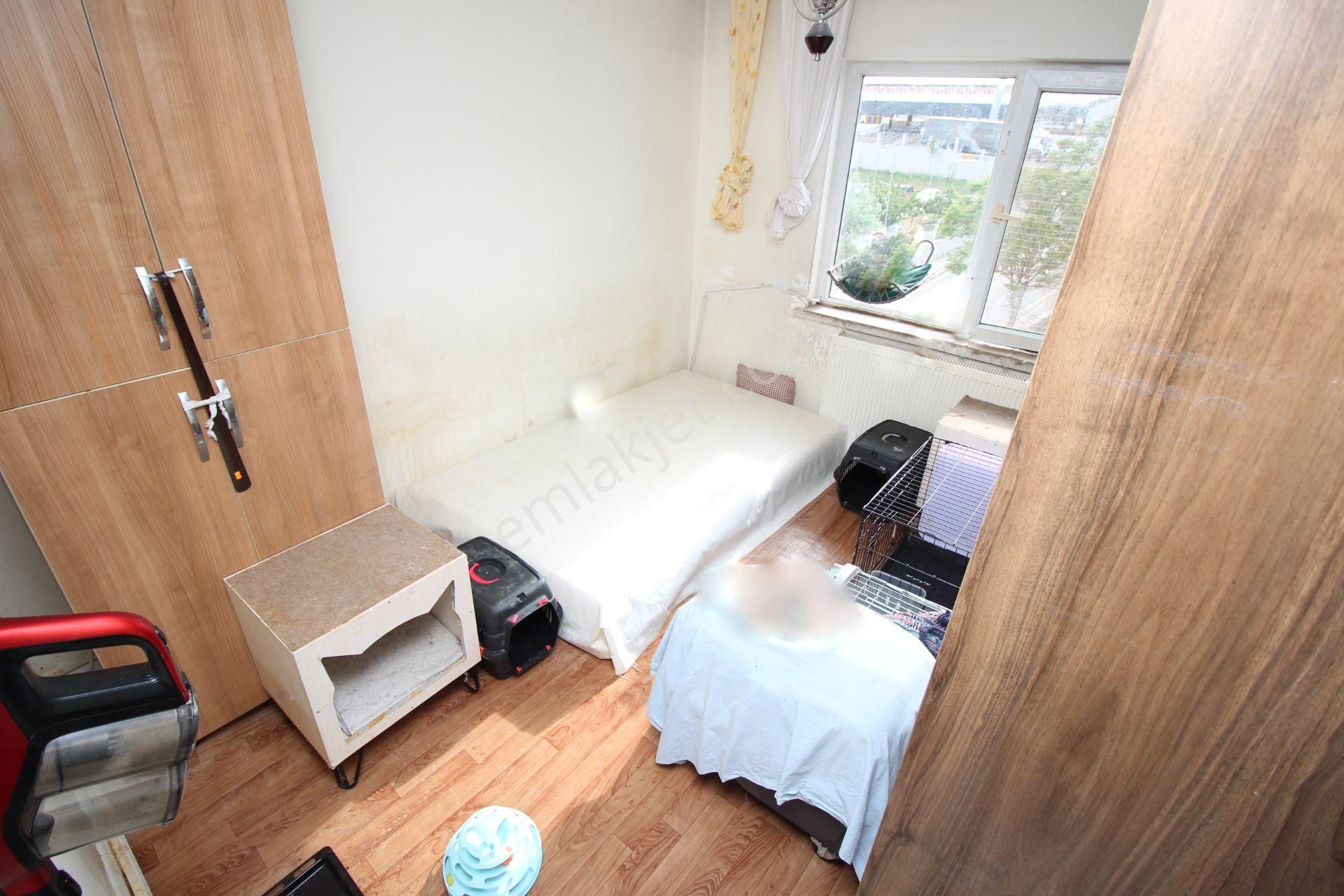 Emre Emlaktan Elvankent'te Karakol Pazar Yanı 3+1 Satılık Daire - Görsel 6