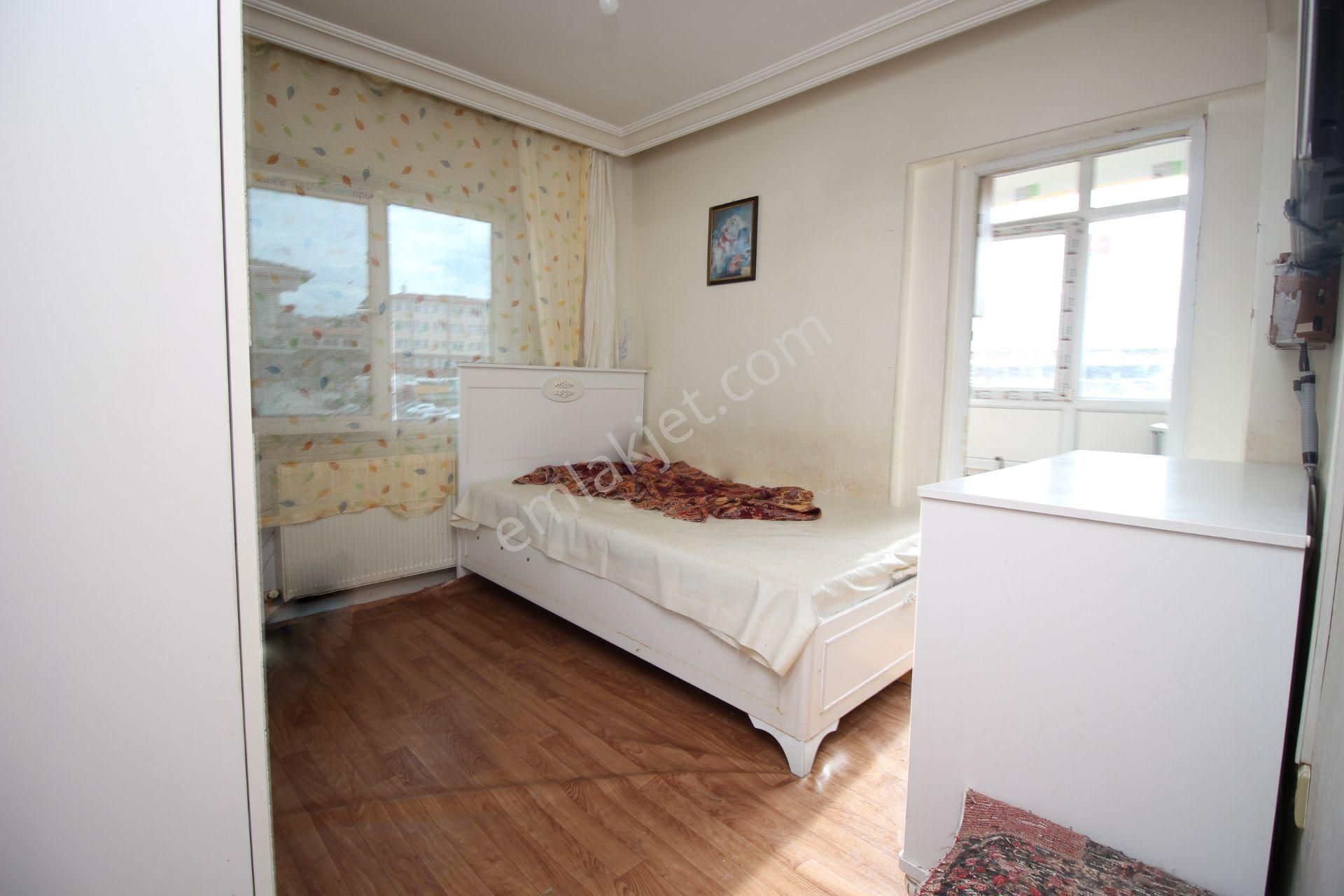 Emre Emlaktan Elvankent'te Karakol Pazar Yanı 3+1 Satılık Daire - Görsel 7