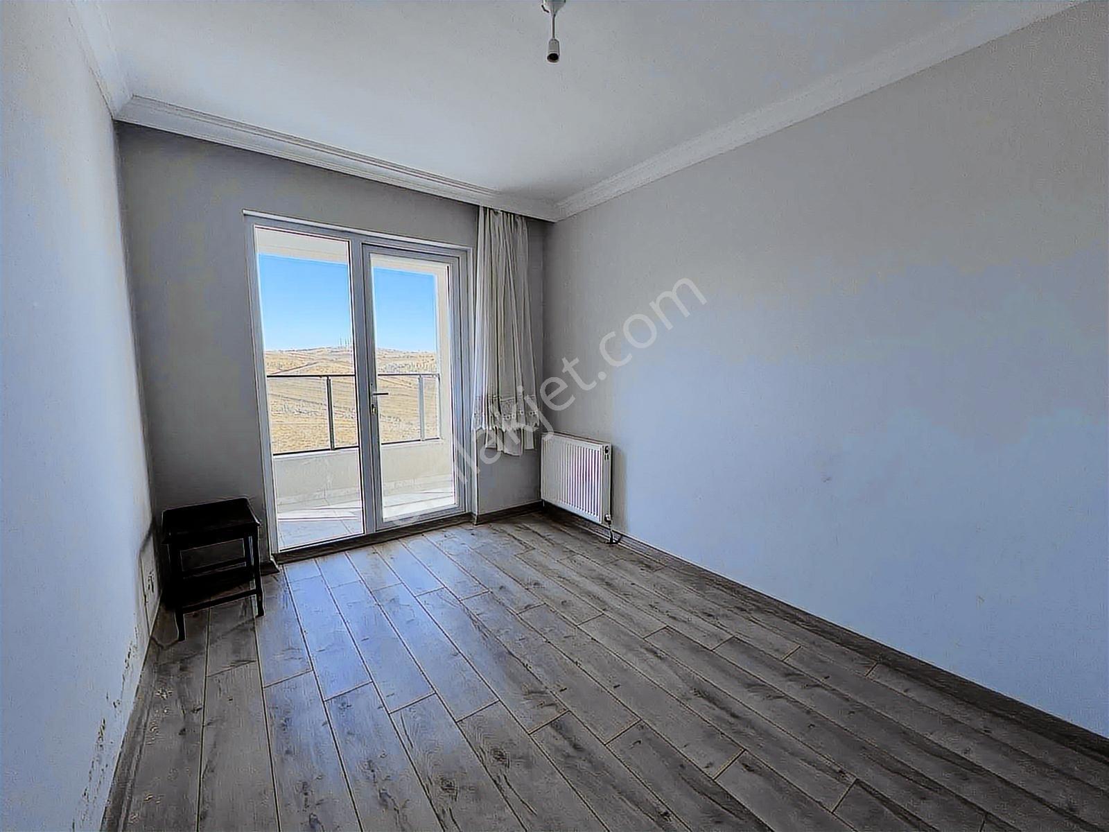 Alaçatı'dan/iskanlı/balkonlu/teraslı/3+1 Satılık Dubleks Daire - Görsel 8