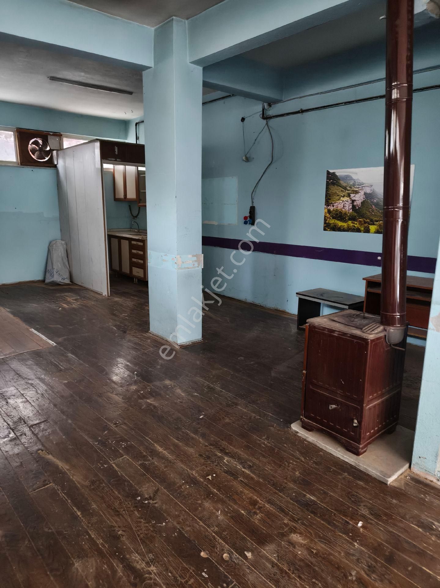 Sancaktepe Yenidoğan Mahallesinde Akın Cad.kiralık Dükkan. İst - Görsel 5