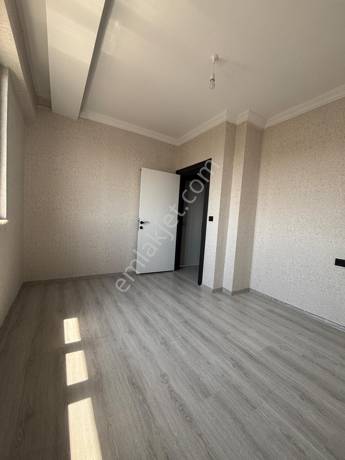 Fetih Cd Elif Bebe Yakınıkilerlikızartmamutfaklı Cadde Cepheli 3+1 İskanlı Daire - Görsel 11