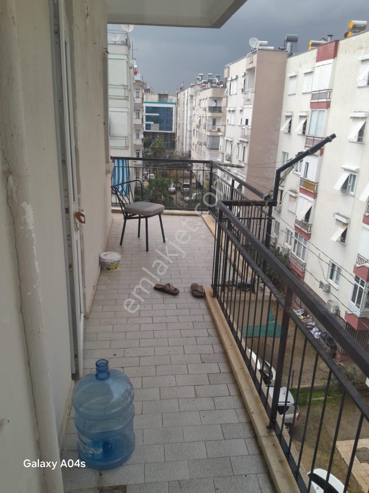 Yıldız Mh. Geniş 145 M2 3+1 Ayrı Mutfak Çift Balkonlu Kiralık - Görsel 15