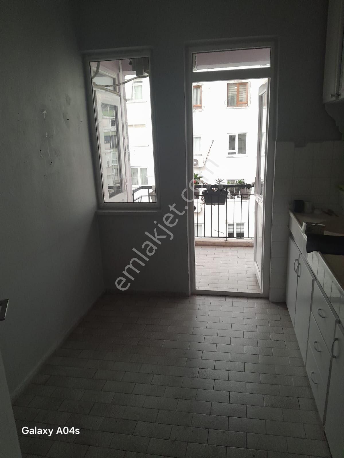 Yıldız Mh. Geniş 145 M2 3+1 Ayrı Mutfak Çift Balkonlu Kiralık - Görsel 13