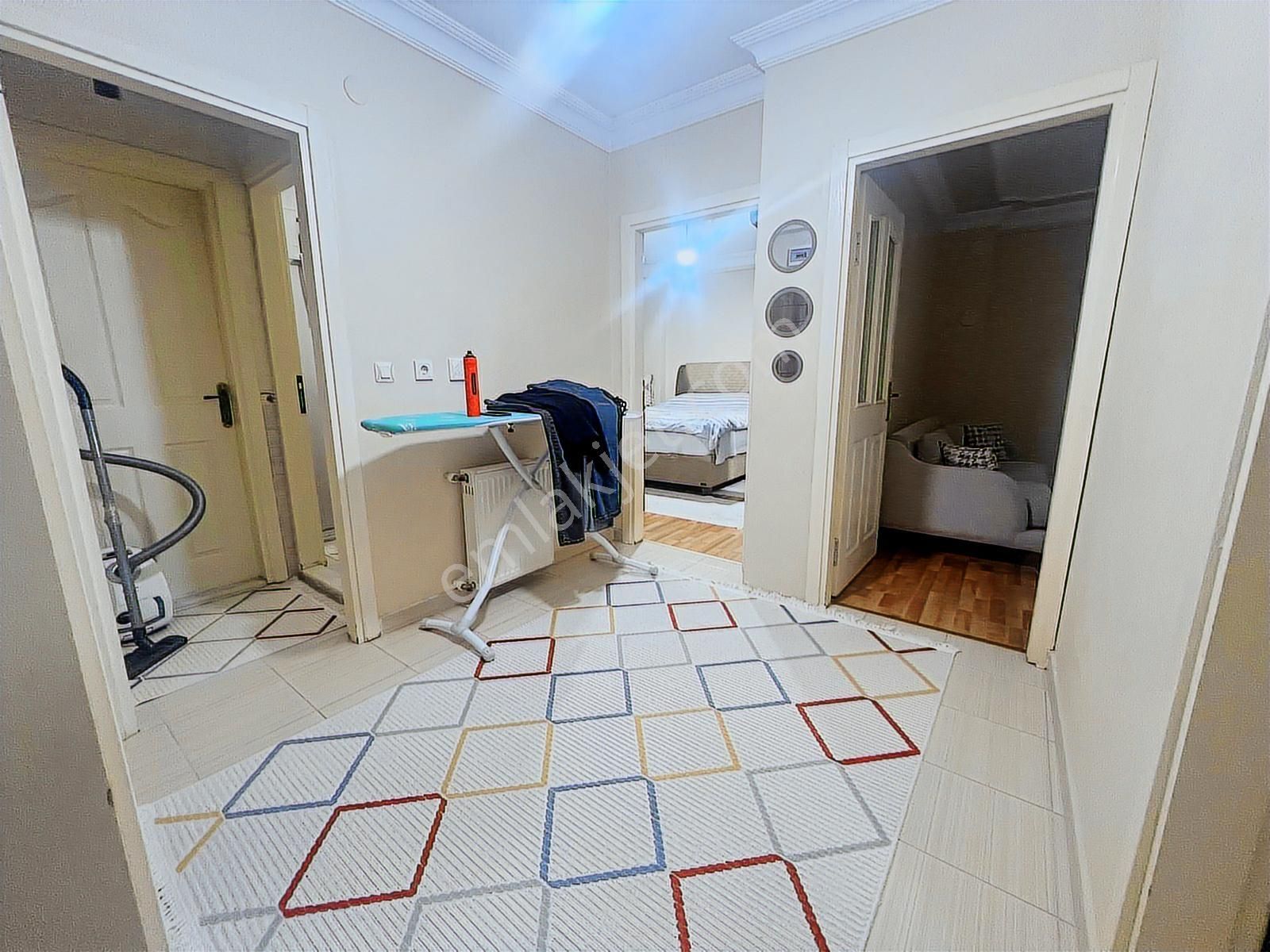 İsa Gayrimenkulden Ziraat Bankası Yakını Kullanışlı 2+1 Arakat - Görsel 16