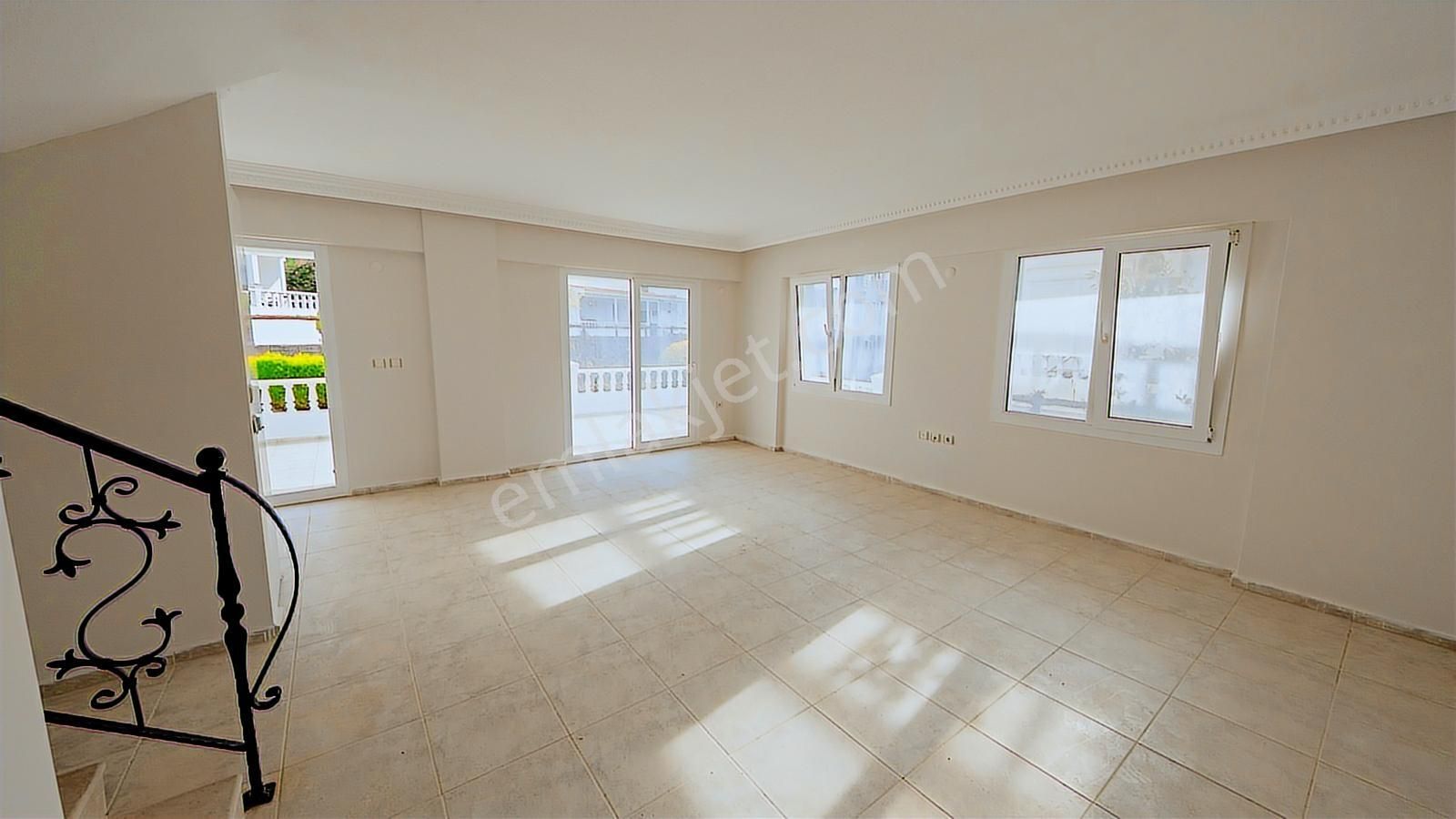 Özdere Çukuraltının En İyi Konumlu Sitesinde Doğa İçinde Villa - Görsel 32