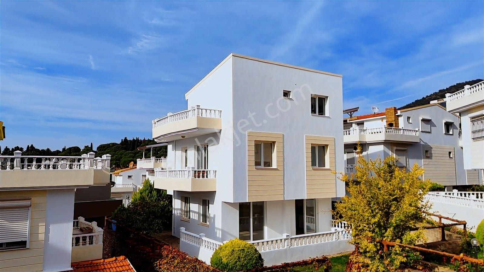 Özdere Çukuraltının En İyi Konumlu Sitesinde Doğa İçinde Villa - Görsel 5