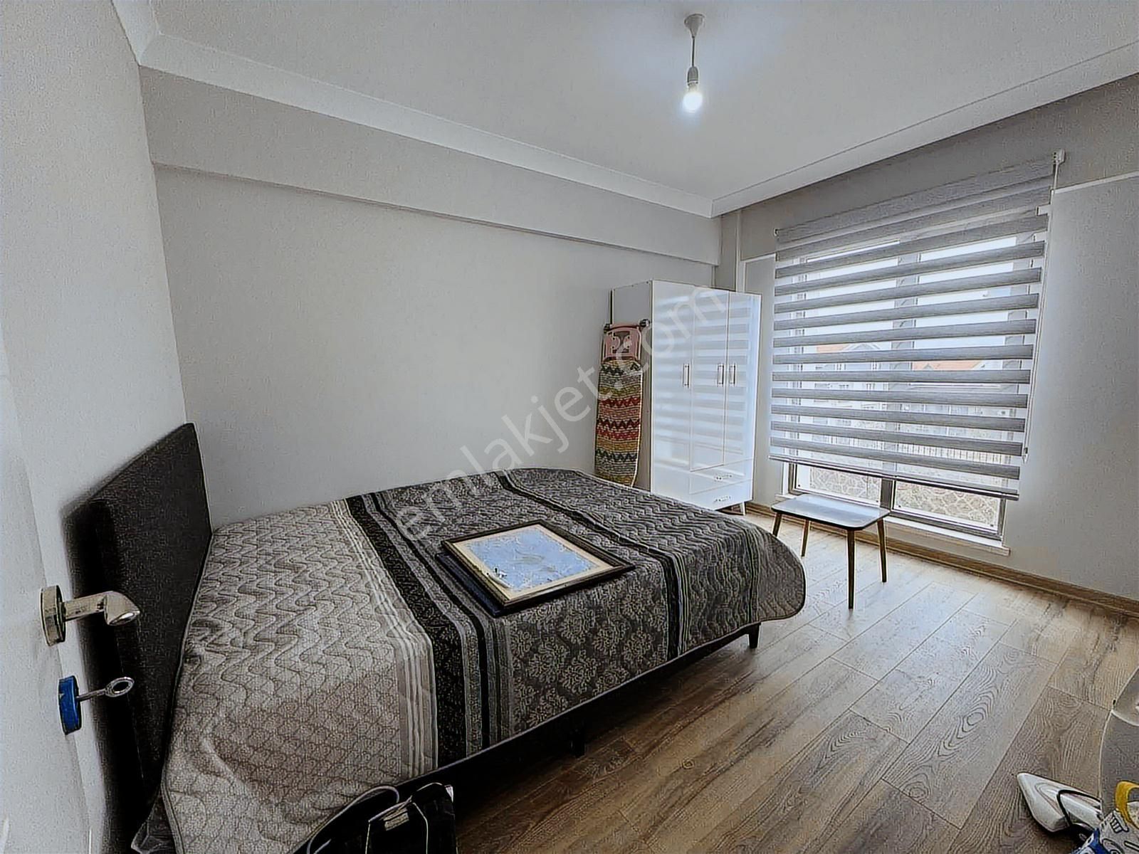 Alaçatıdan İncekte Kat Konumunda Full Ve Sıfır Eşyalı Şık 1+1 - Görsel 25