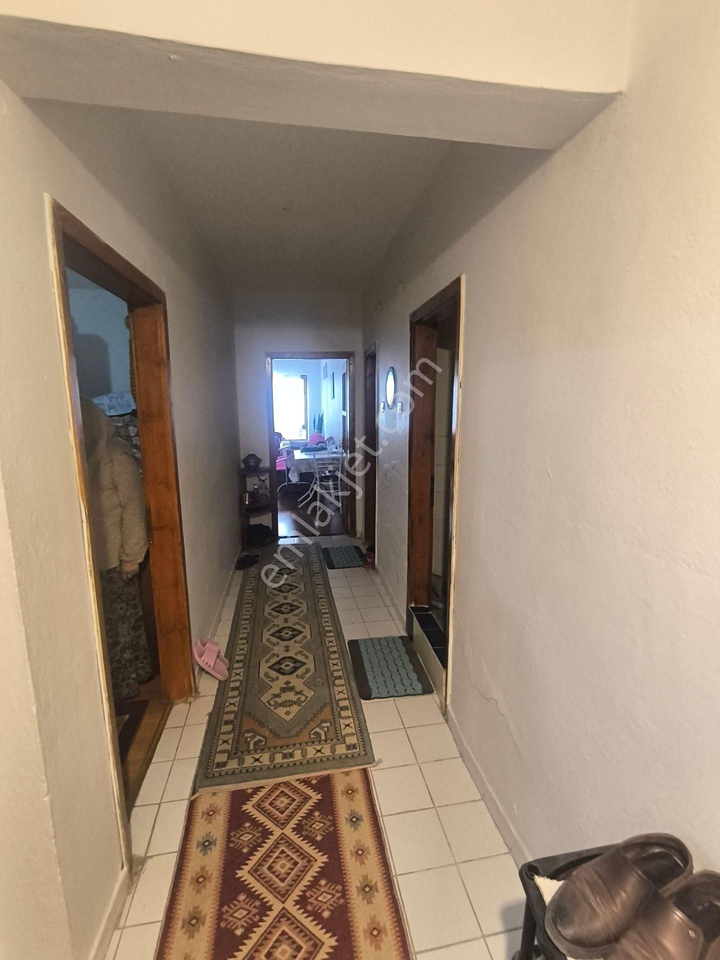 Atakent'de Kat Konumunda 3+1 100m2 Kombili Yüksek Giriş - Görsel 20