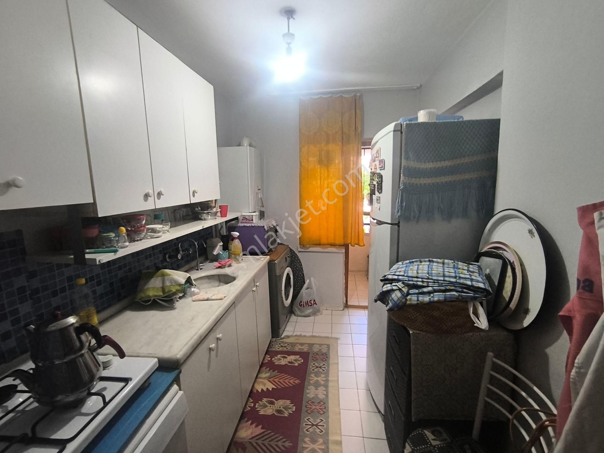 Atakent'de Kat Konumunda 3+1 100m2 Kombili Yüksek Giriş - Görsel 10