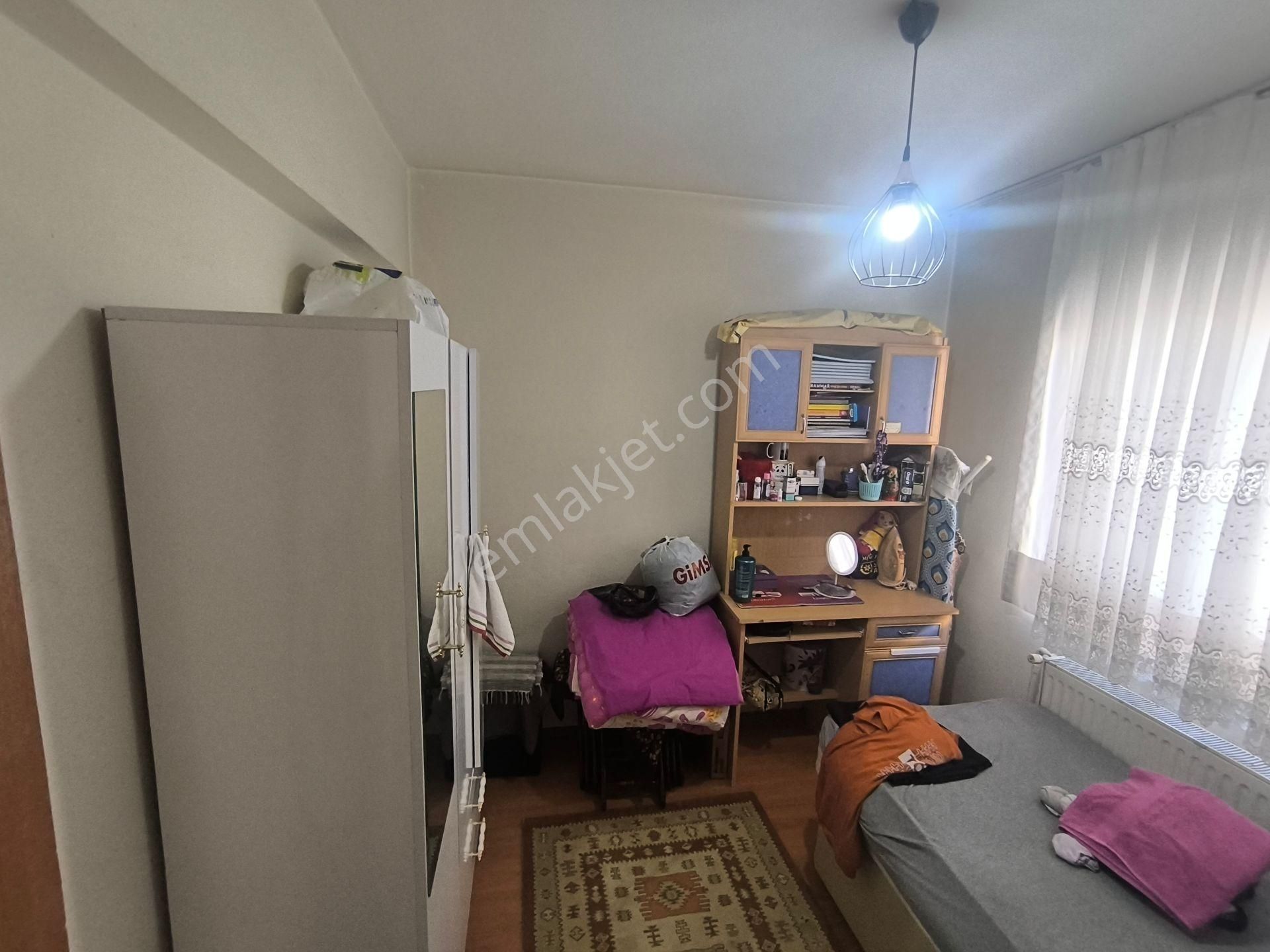 Atakent'de Kat Konumunda 3+1 100m2 Kombili Yüksek Giriş - Görsel 14