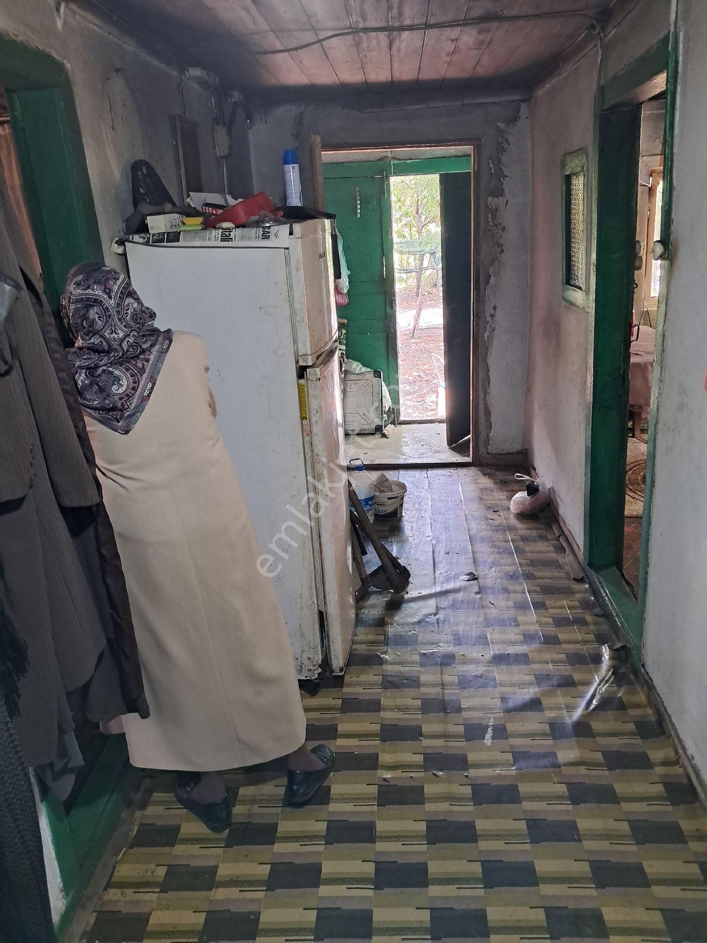 Sakarya/hendek Beyköy Mah.380m2