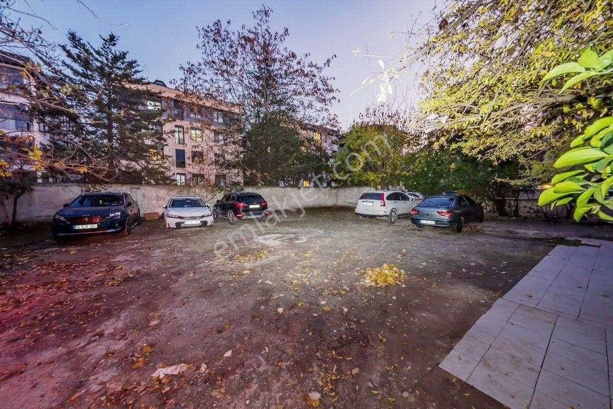 Marcity'den Adnan Kahveci Bulvarı Koza İlkokulu Yakını Cad.üzeri - Görsel 3