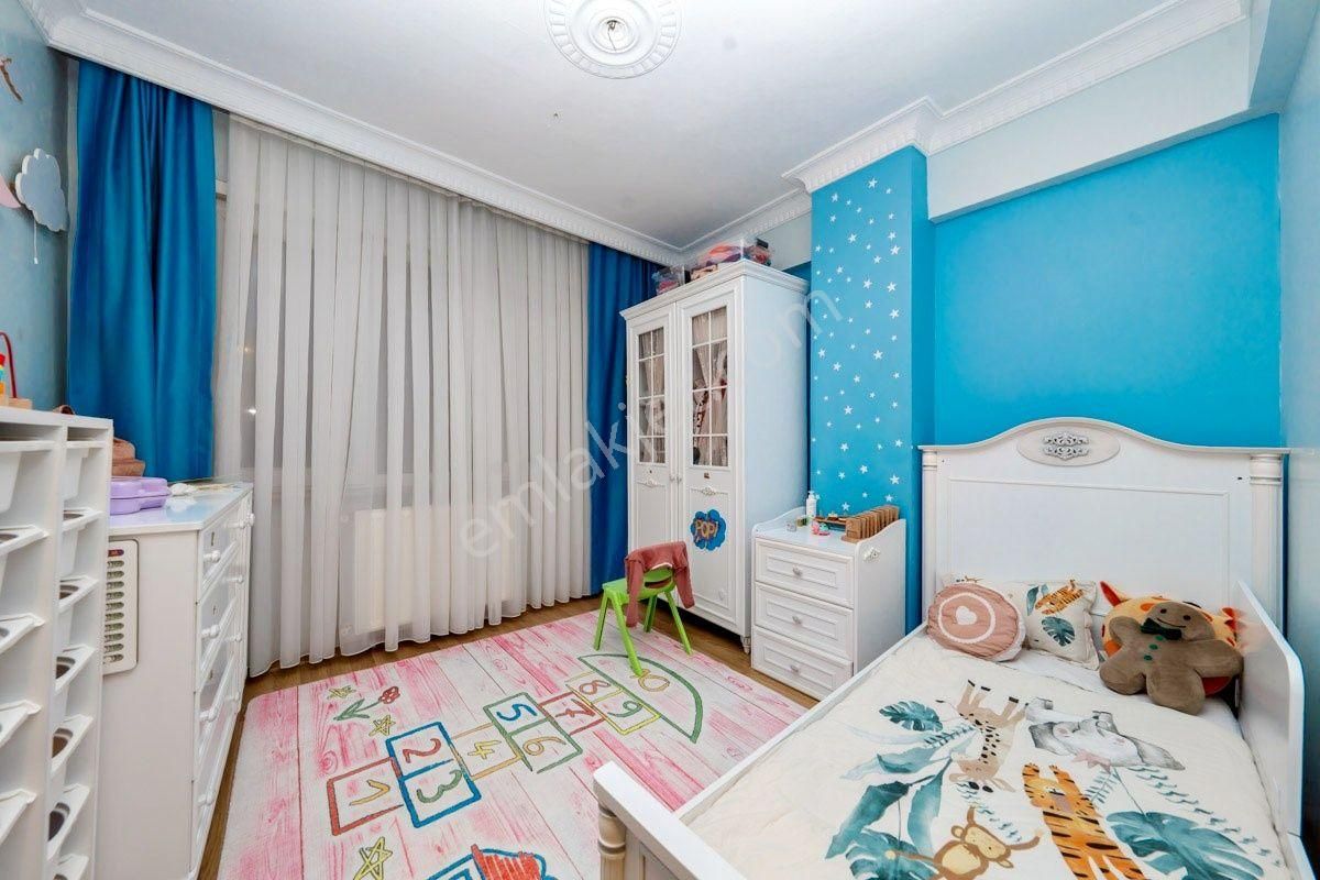 Marcity'den Adnan Kahveci Bulvarı Koza İlkokulu Yakını Cad.üzeri - Görsel 12