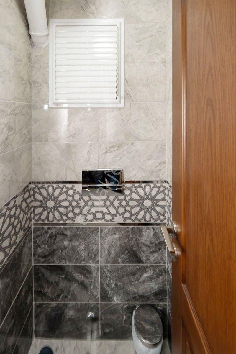 Marcity'den Adnan Kahveci Bulvarı Koza İlkokulu Yakını Cad.üzeri - Görsel 15