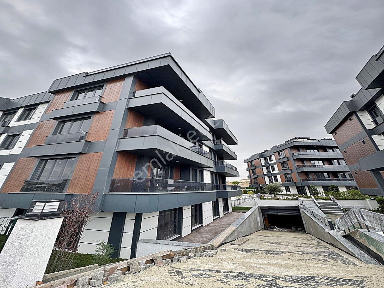 Cadde34 Yapı'dan Lüks Butik Site İçerisinde 3+1 Ebeveyn Banyolu Kapalı Otoparklı Satılık Daire!! - Görsel 24